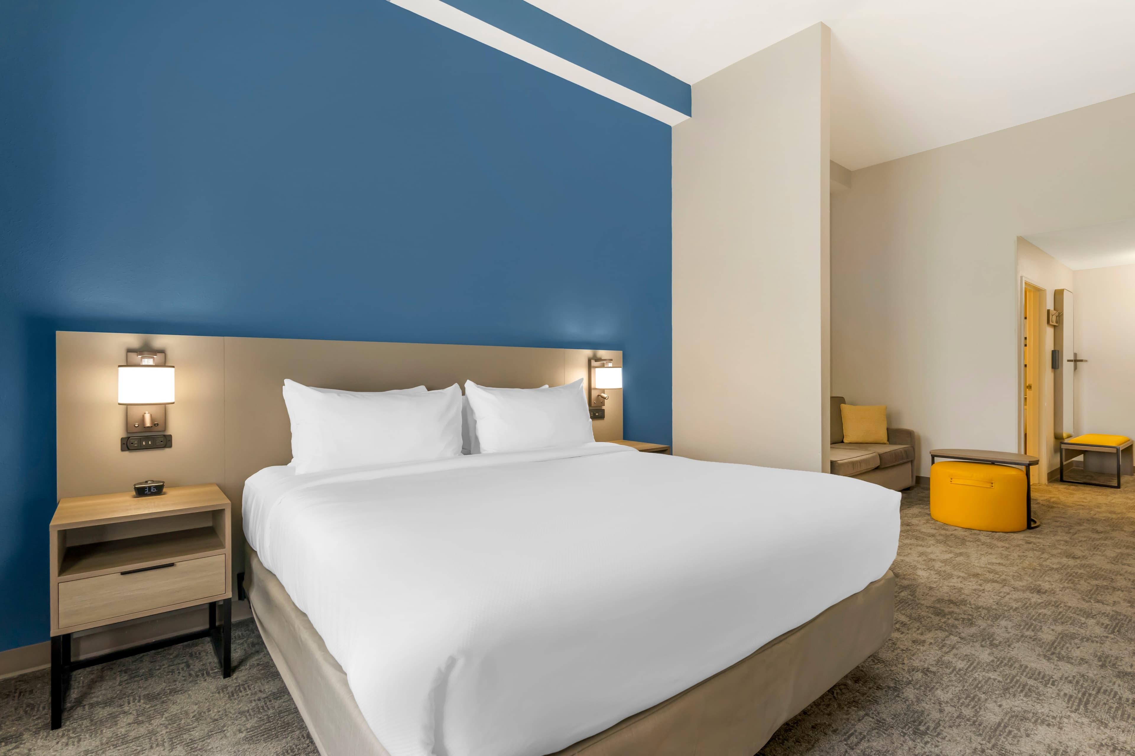 Comfort Suites Sarasota-Siesta Key - Image 3