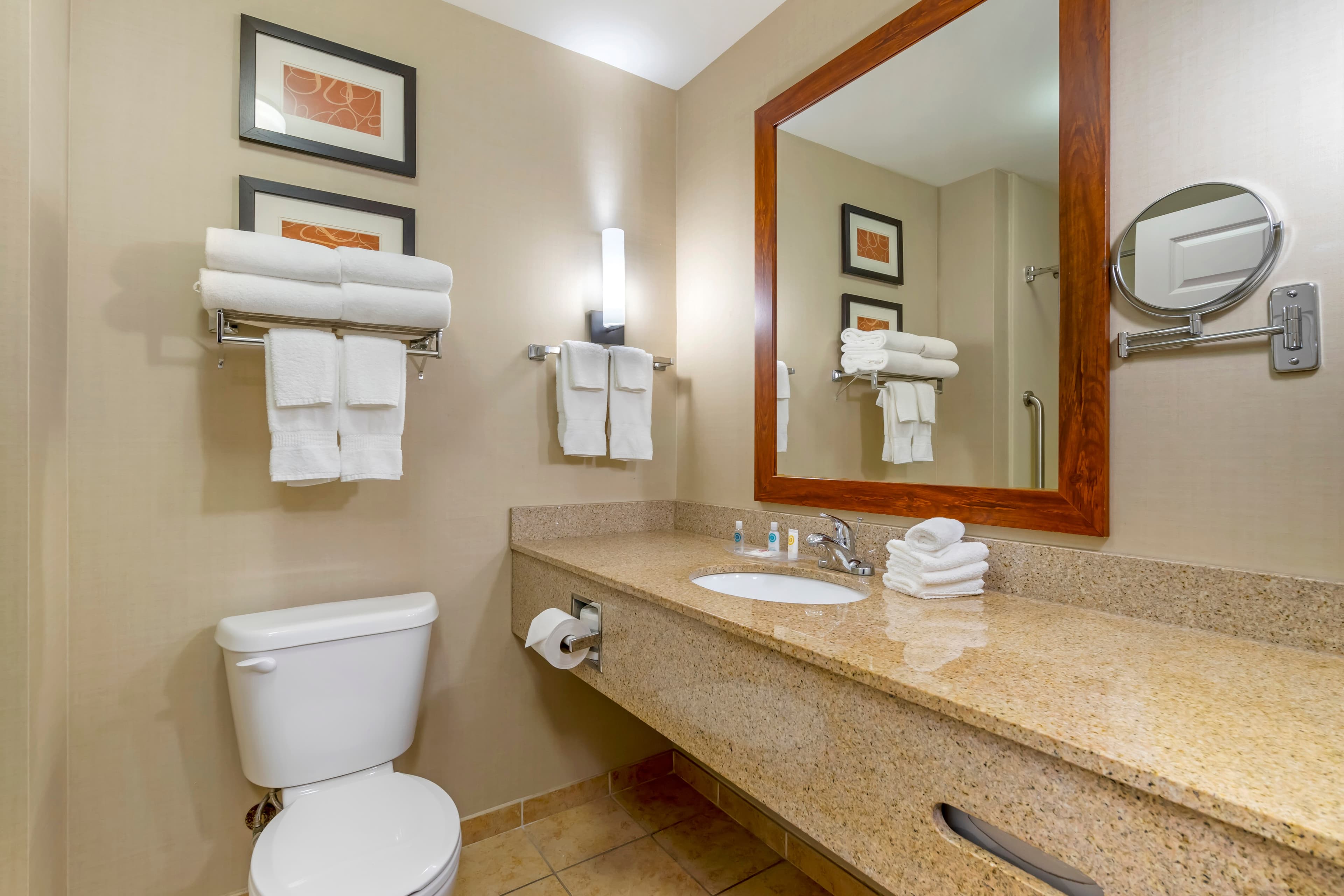 Comfort Suites Sarasota-Siesta Key — 18
