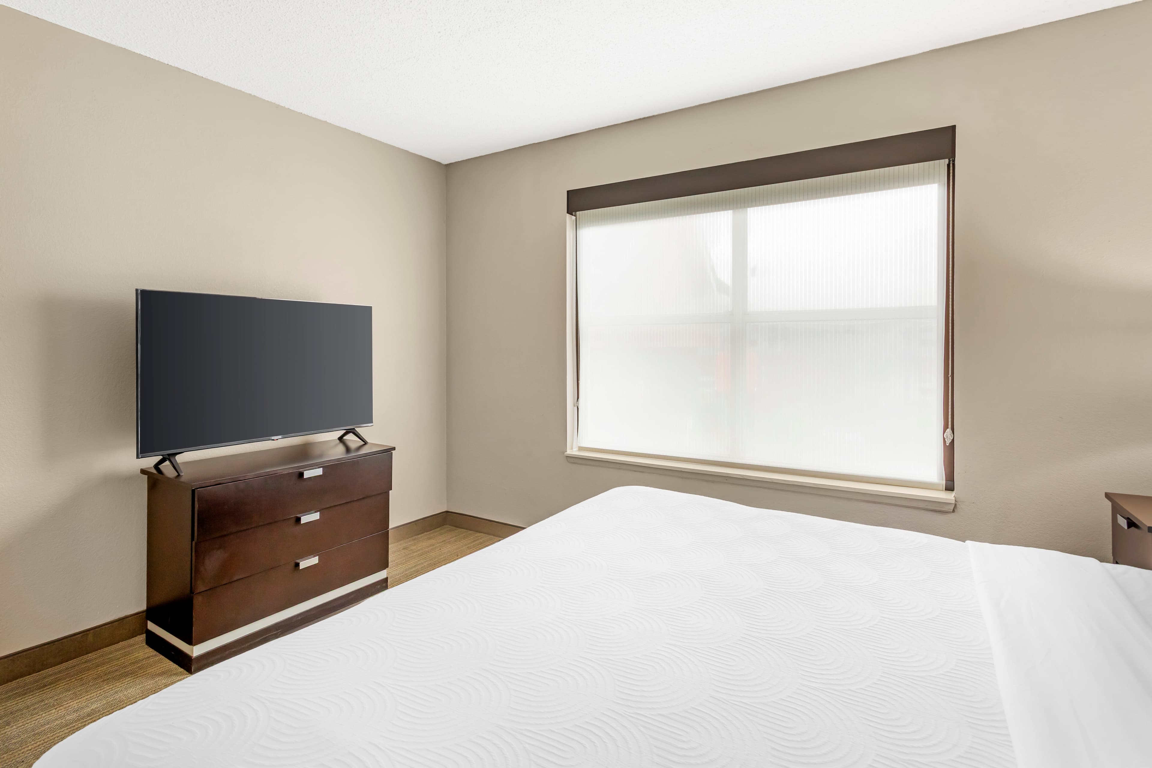 Country Inn & Suites by Radisson, Jacksonville - Orange Park — 3