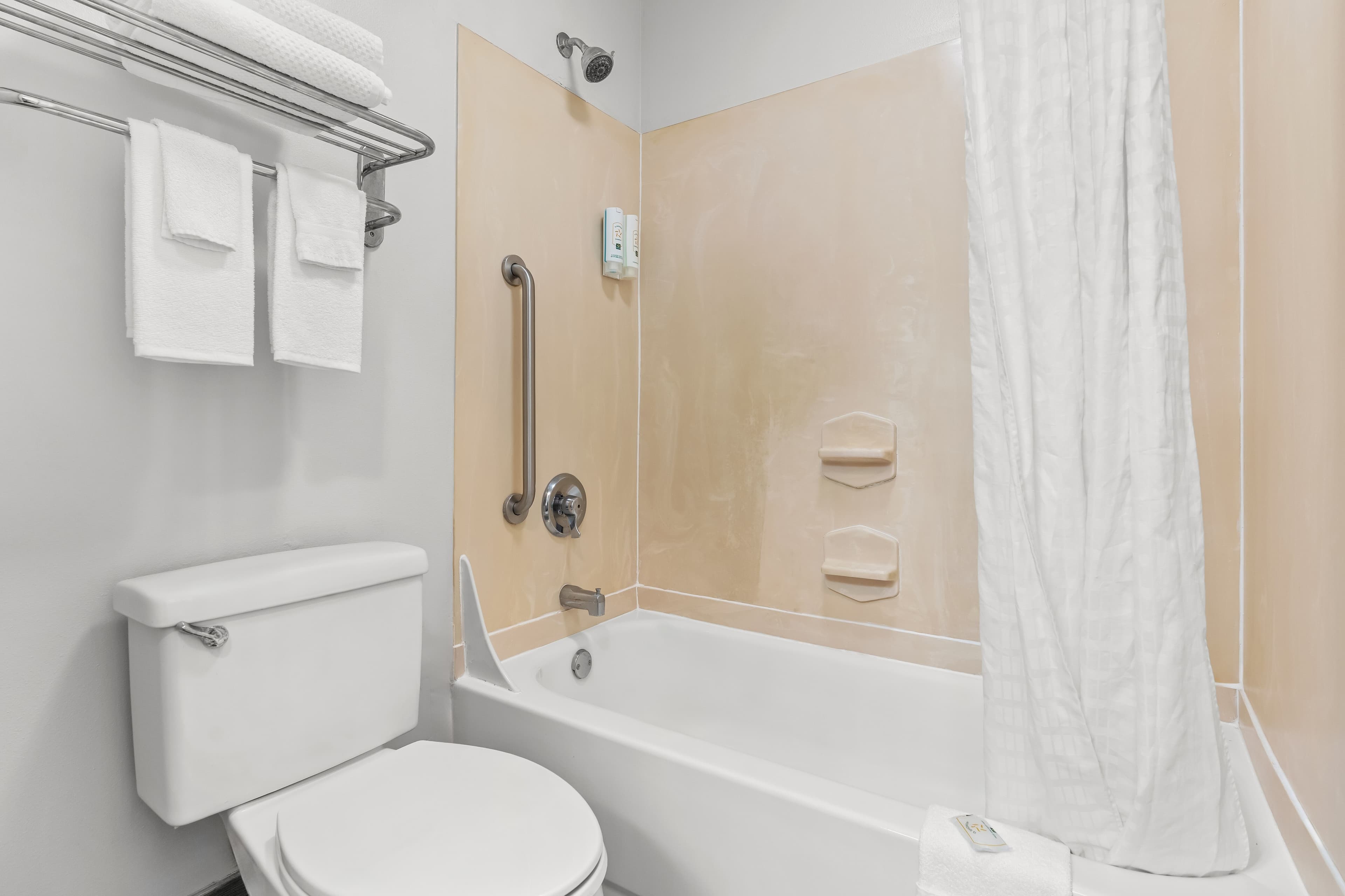 Quality Inn Lake City — 20