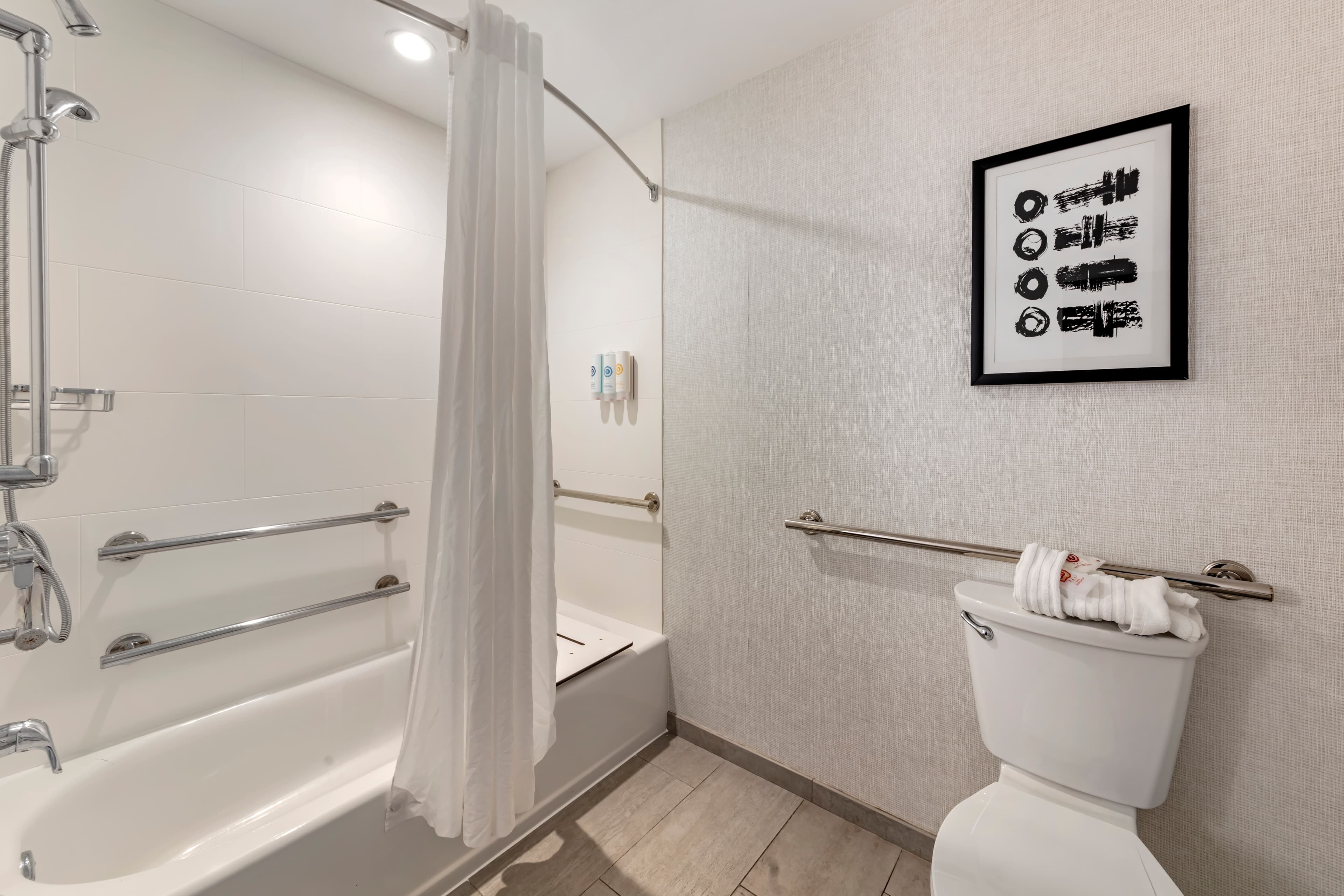 Comfort Inn & Suites Miami International Airport — 9