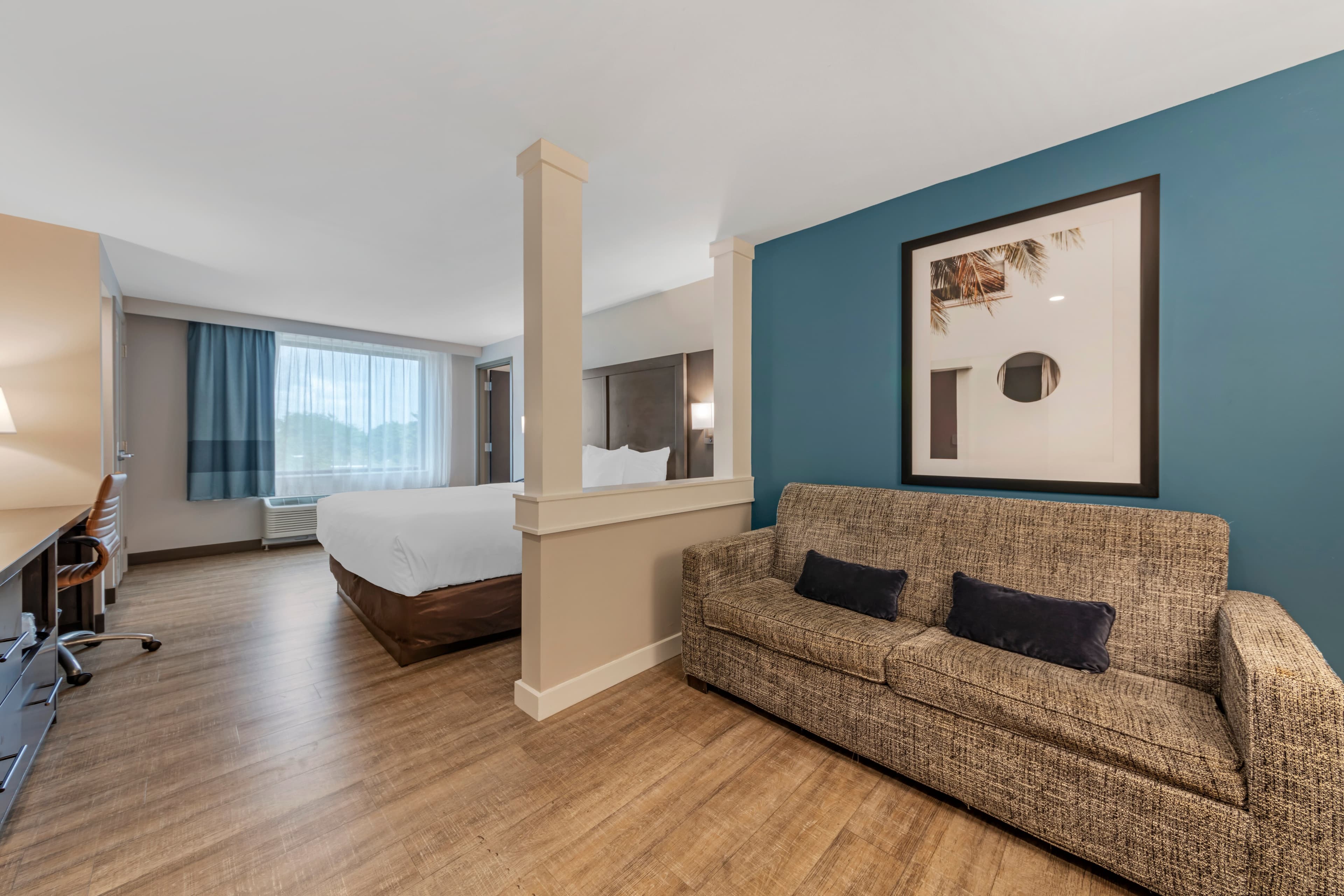 Comfort Inn & Suites Miami International Airport — 20