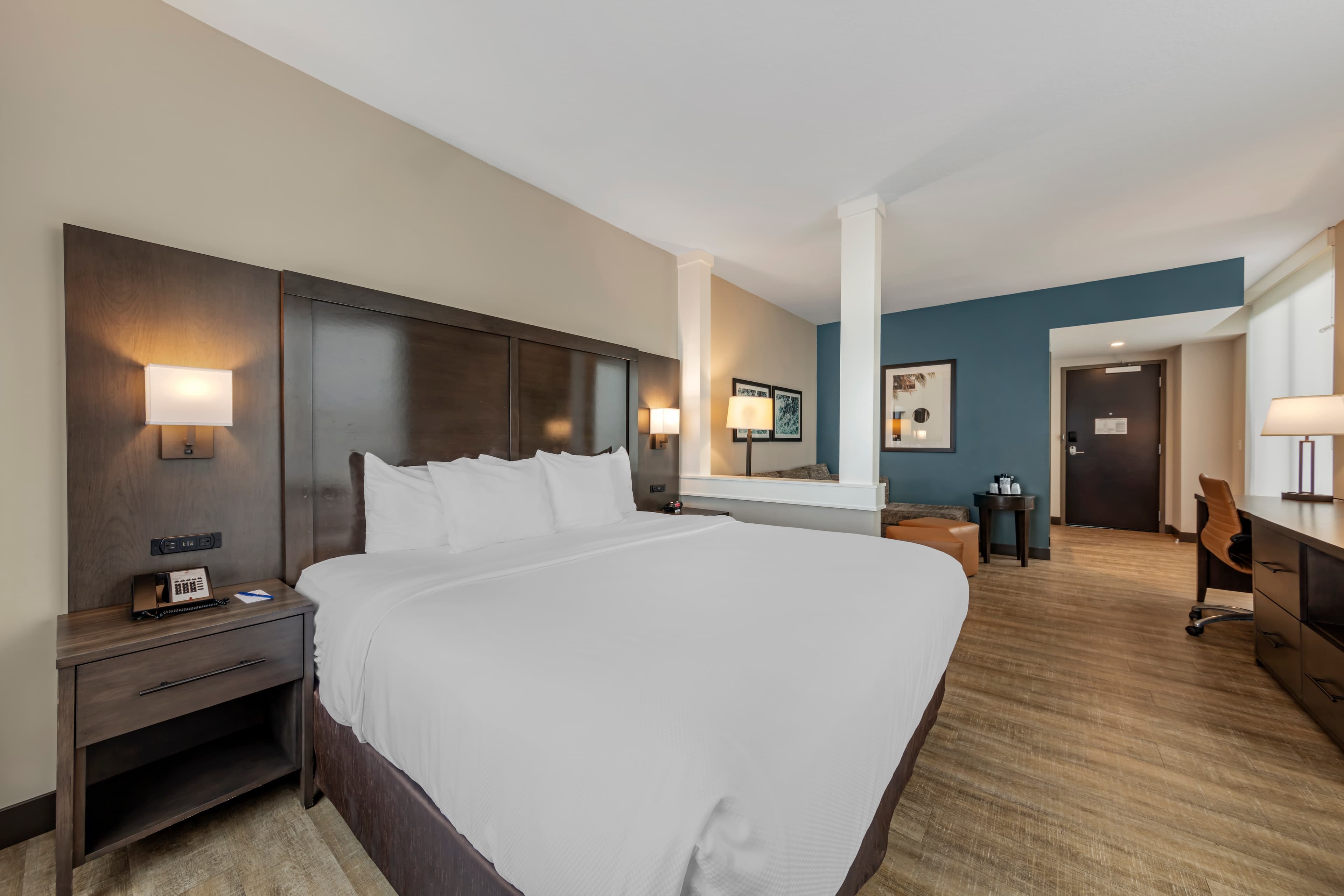 Comfort Inn & Suites Miami International Airport — 22