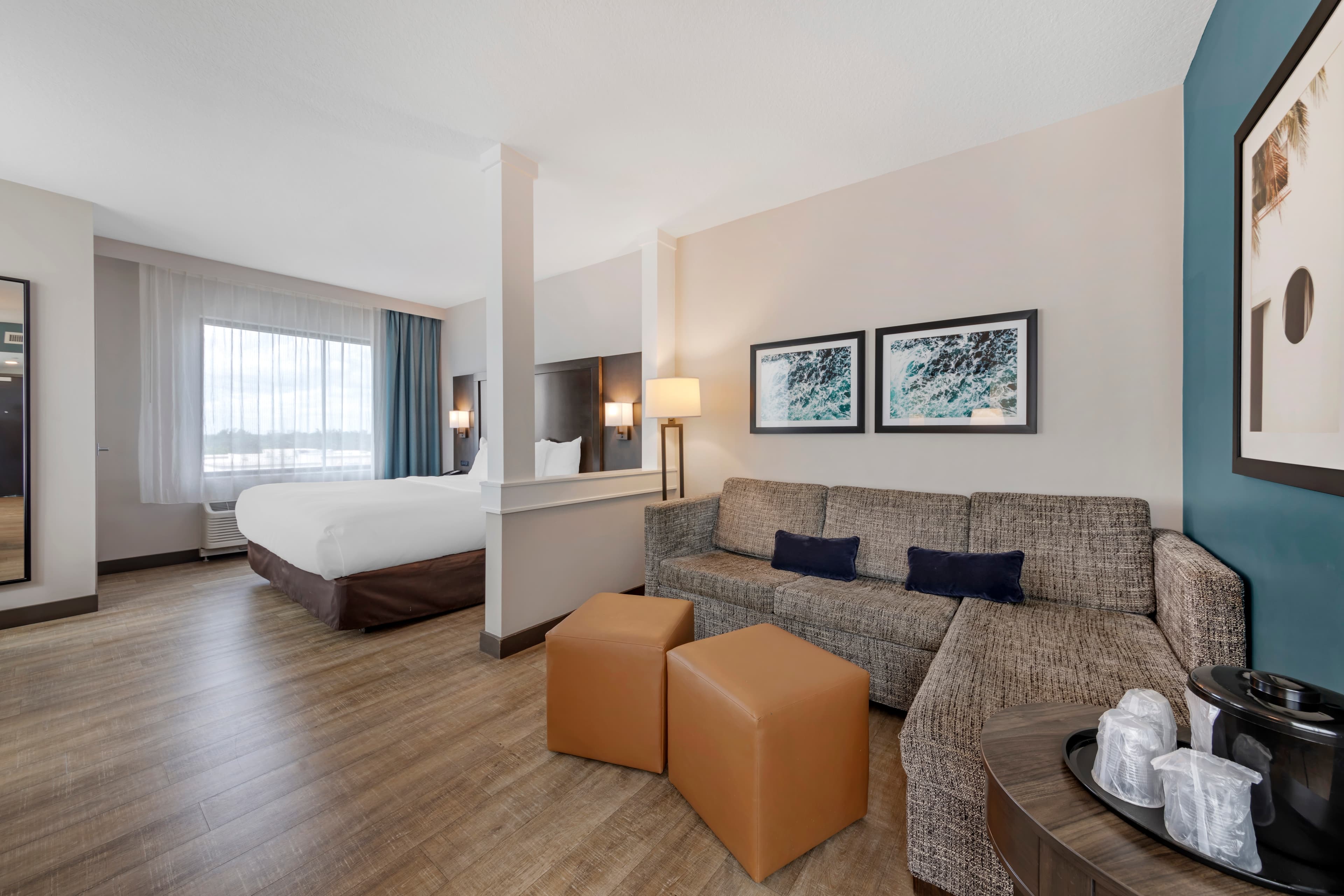 Comfort Inn & Suites Miami International Airport — 24