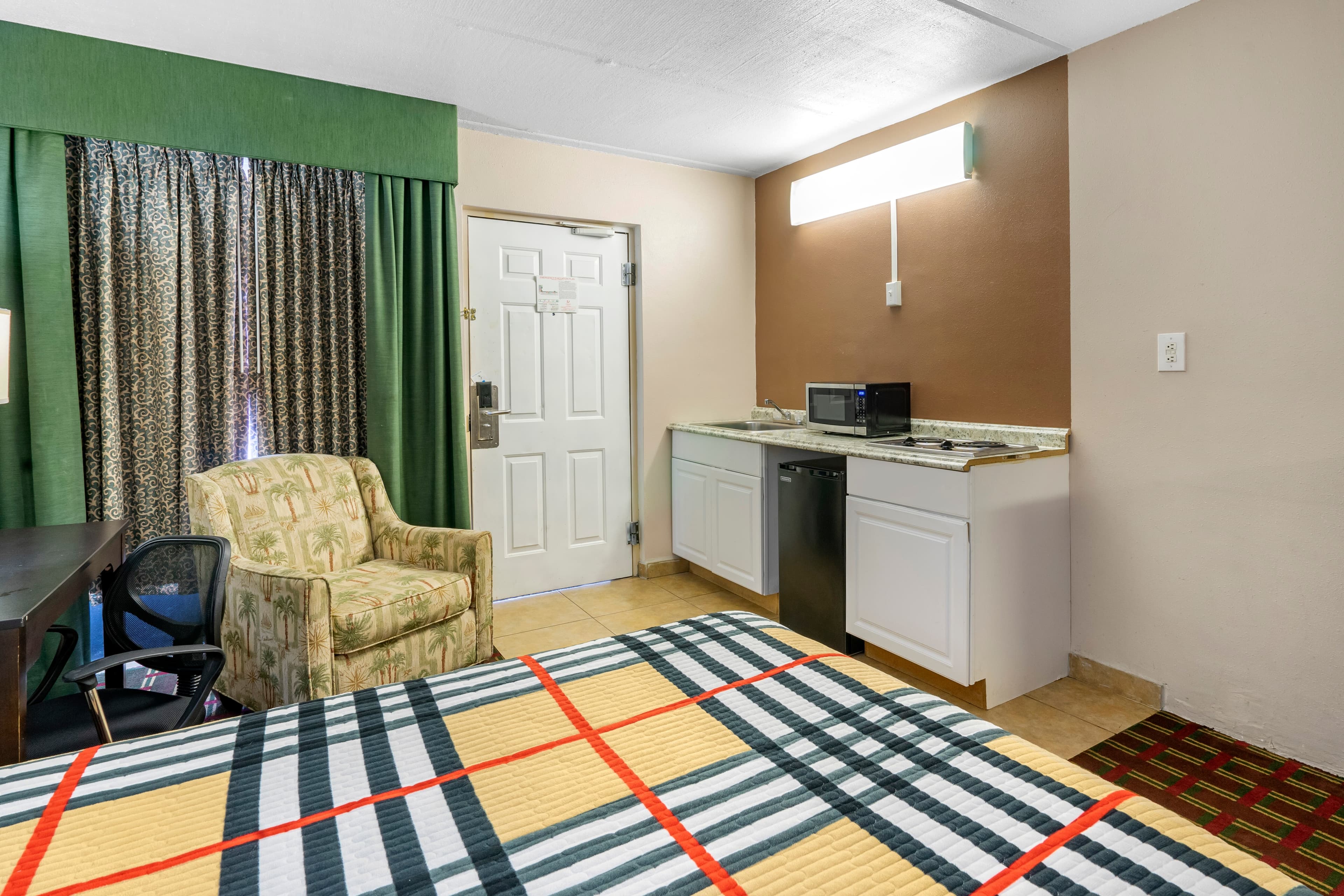 Rodeway Inn Clearwater-Dunedin — 9