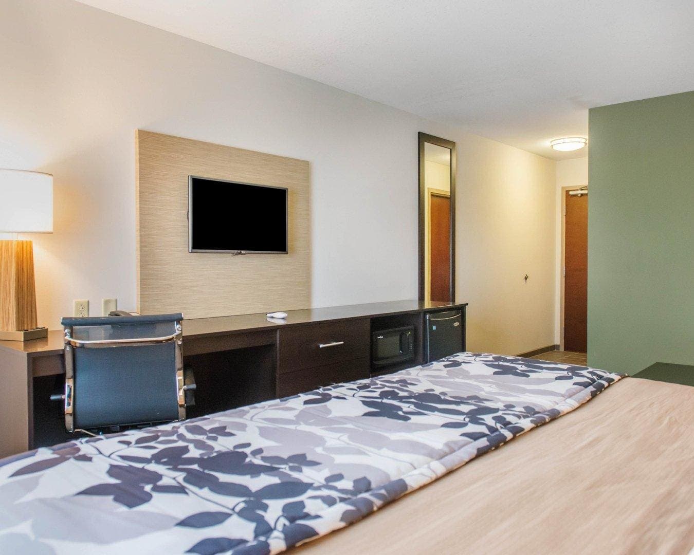 Sleep Inn & Suites Defuniak Springs - Crestview — 36