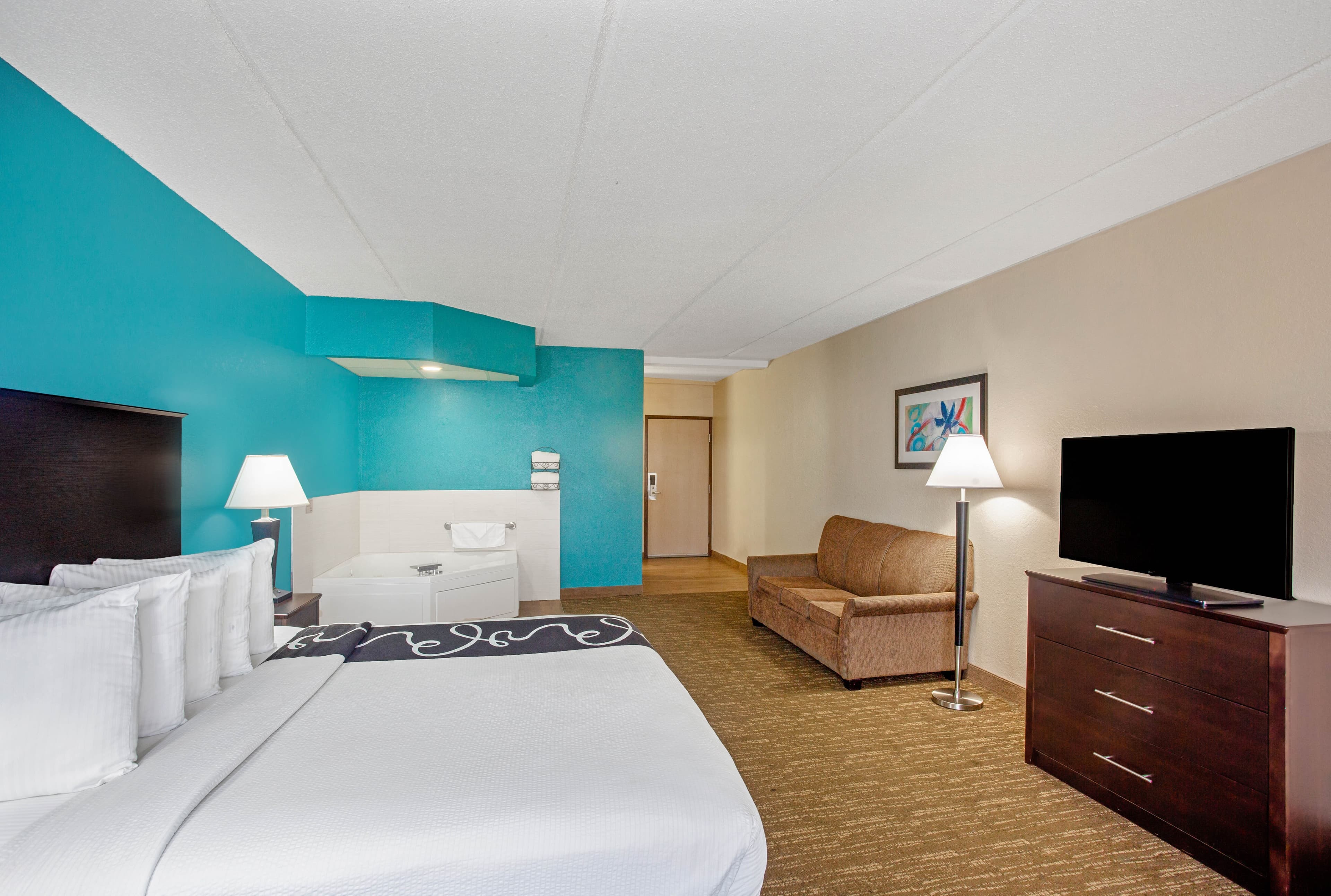 Comfort Inn & Suites Sarasota I75 — 11