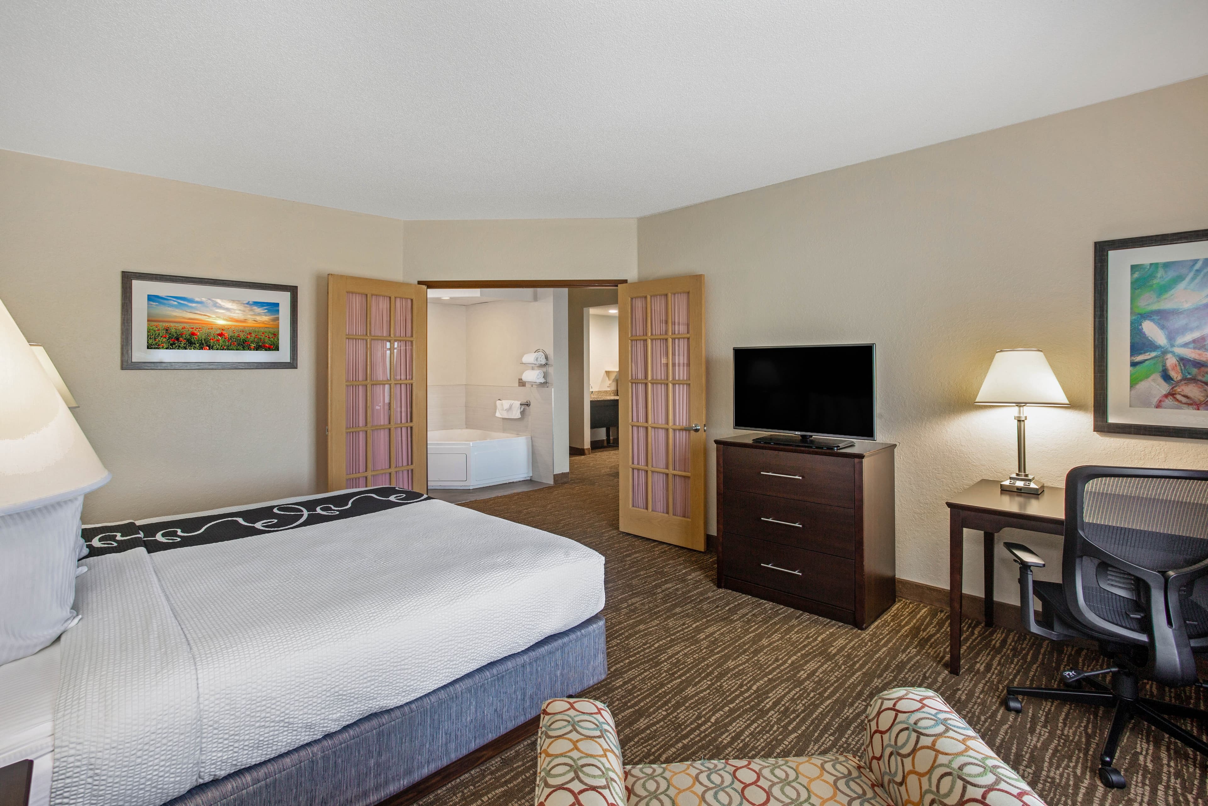 Comfort Inn & Suites Sarasota I75 — 14