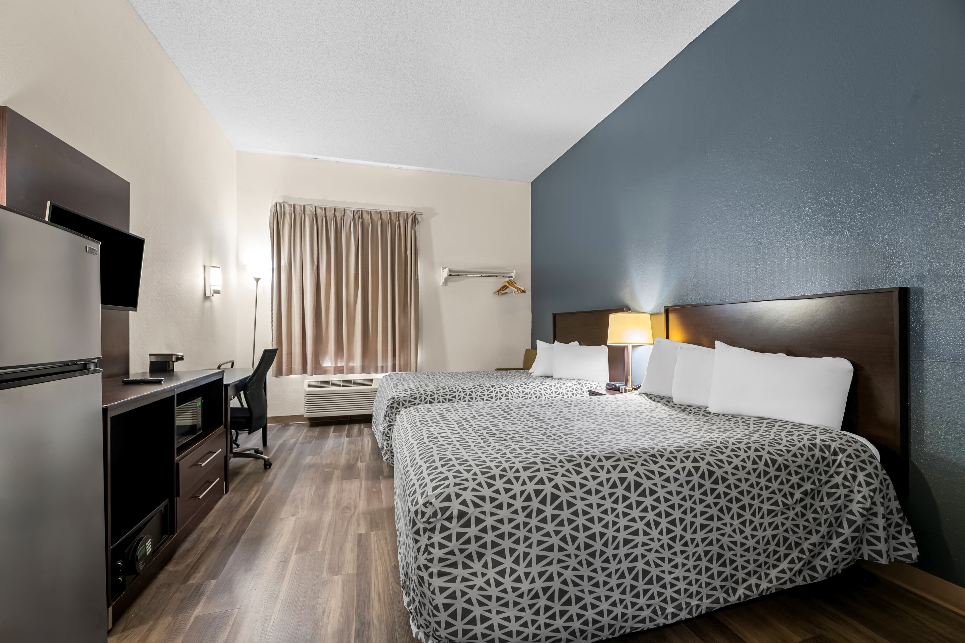 Suburban Studios Orlando - Ocoee/Winter Garden - Image 2