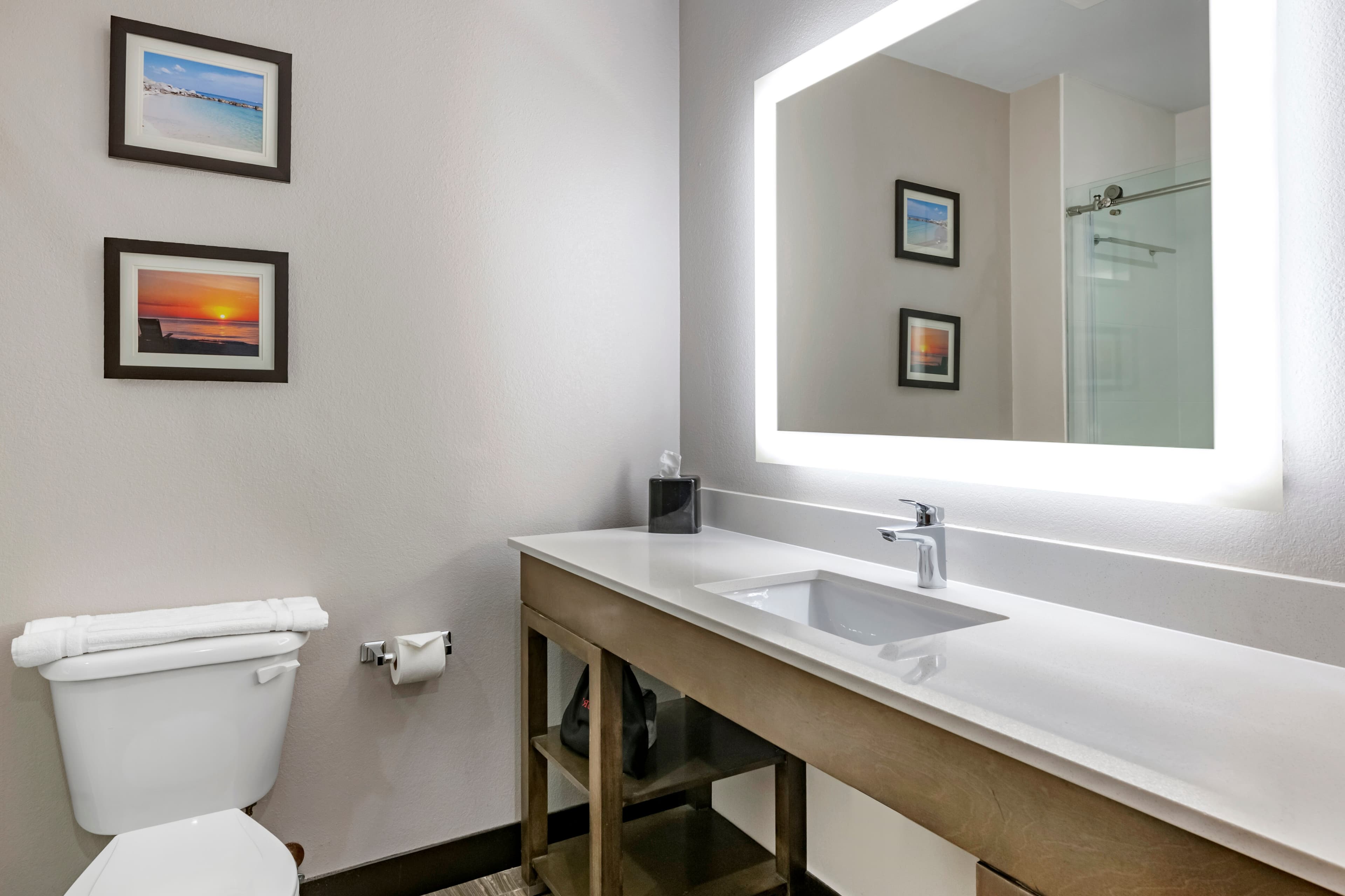 Comfort Suites Fort Lauderdale Airport & Cruise Port — 15
