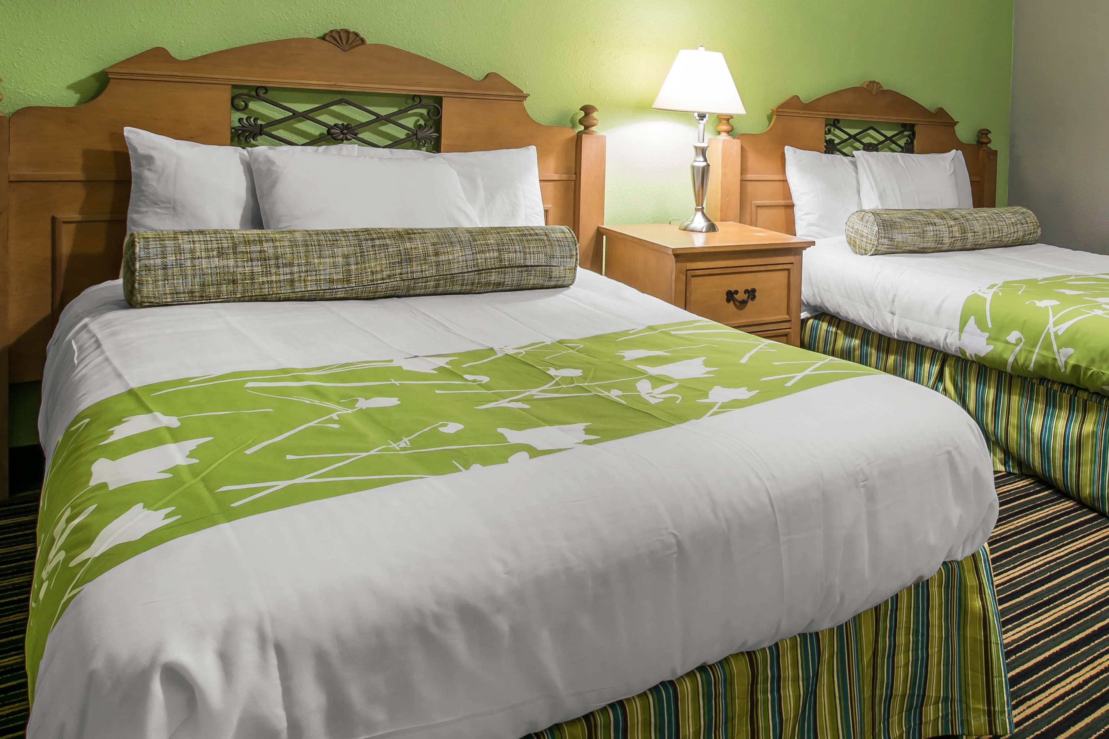 Rodeway Inn & Suites Winter Haven Chain of Lakes — 13