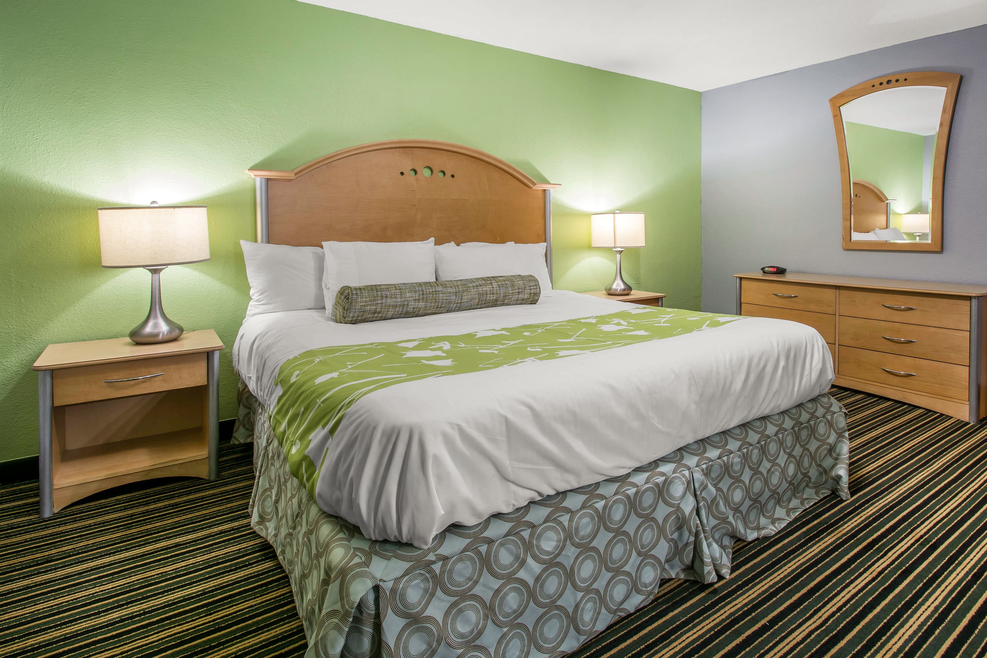 Rodeway Inn & Suites Winter Haven Chain of Lakes — 16