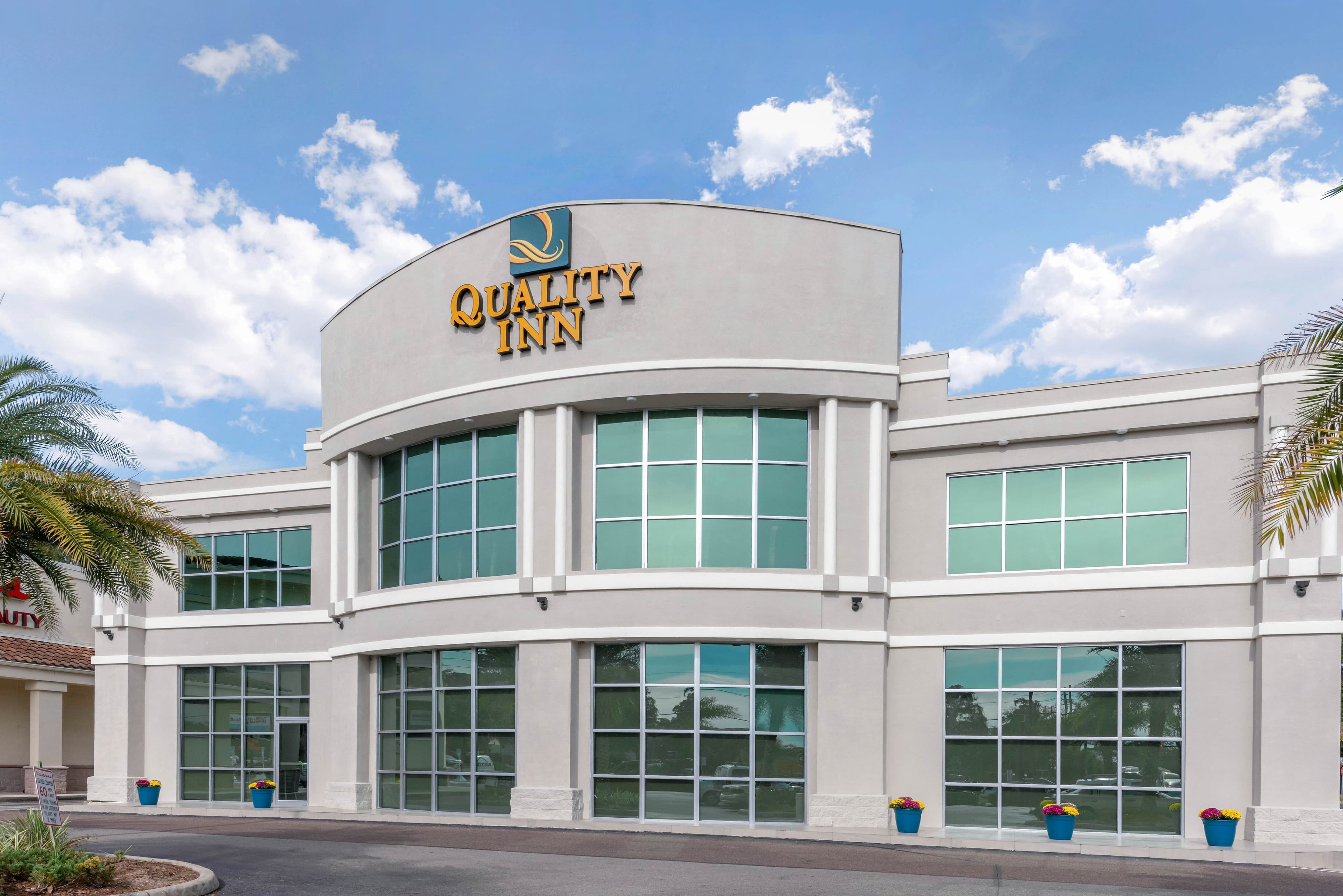 Quality Inn University North I-75 - Image 1