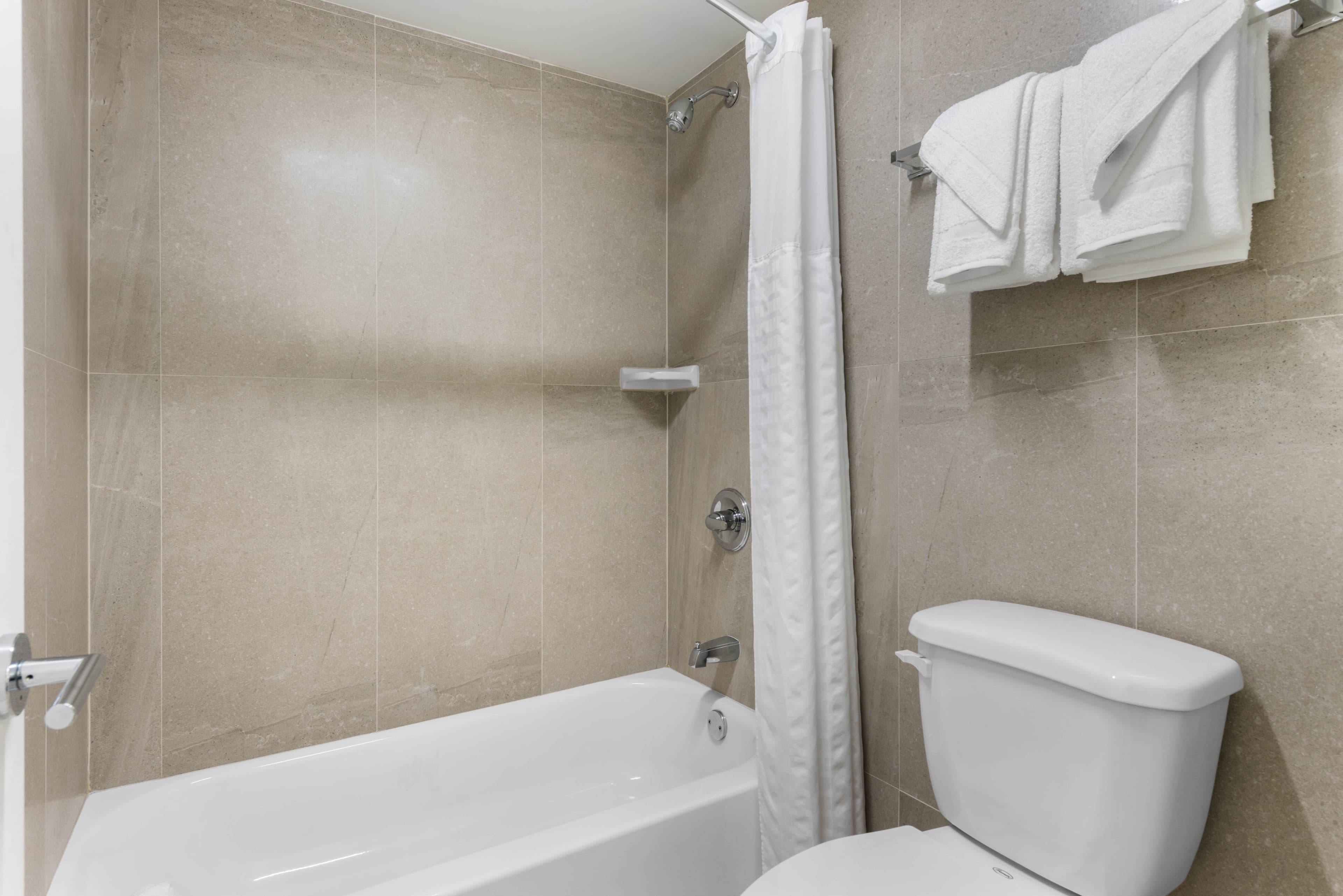 Quality Inn University North I-75 — 11