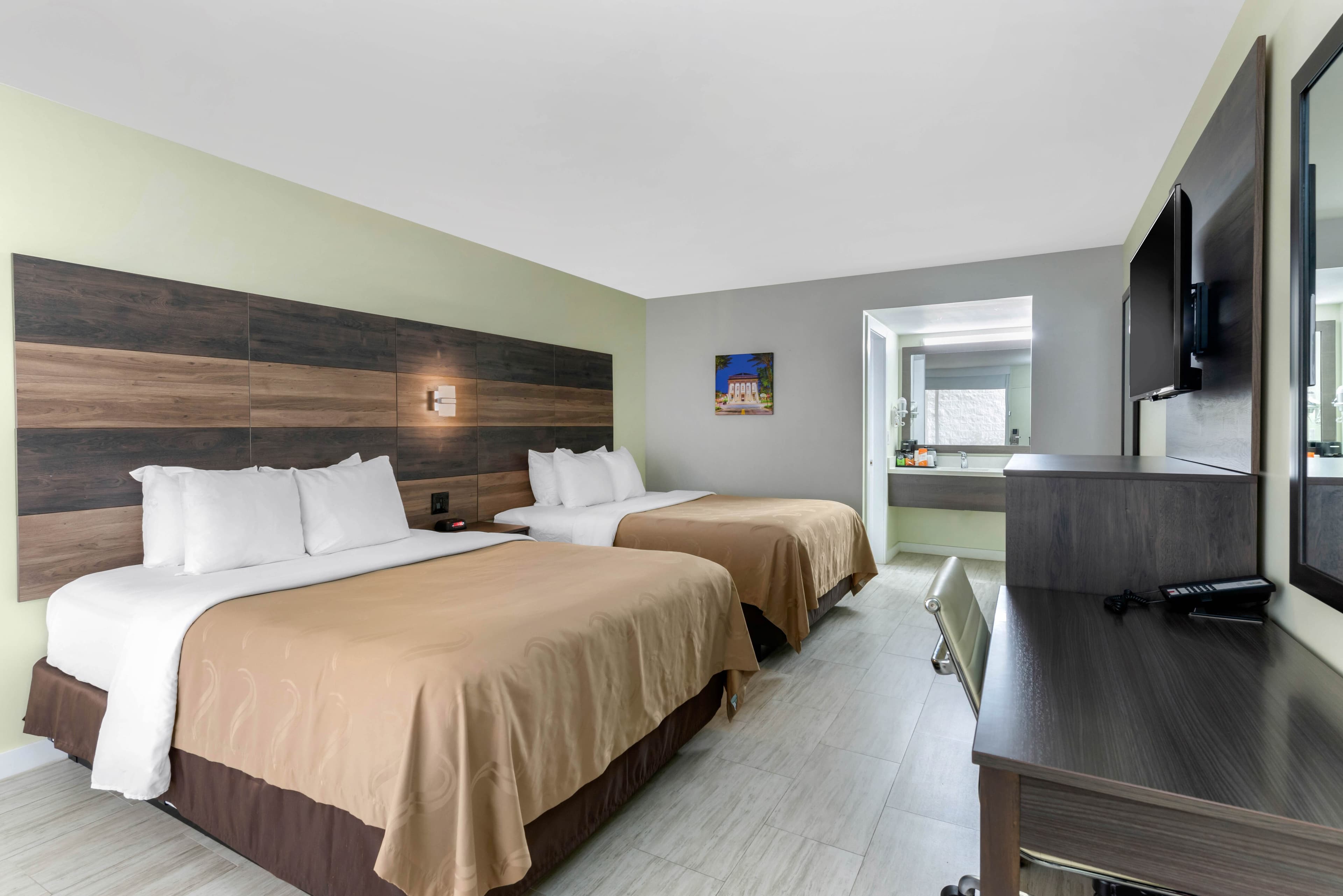 Quality Inn University North I-75 — 12