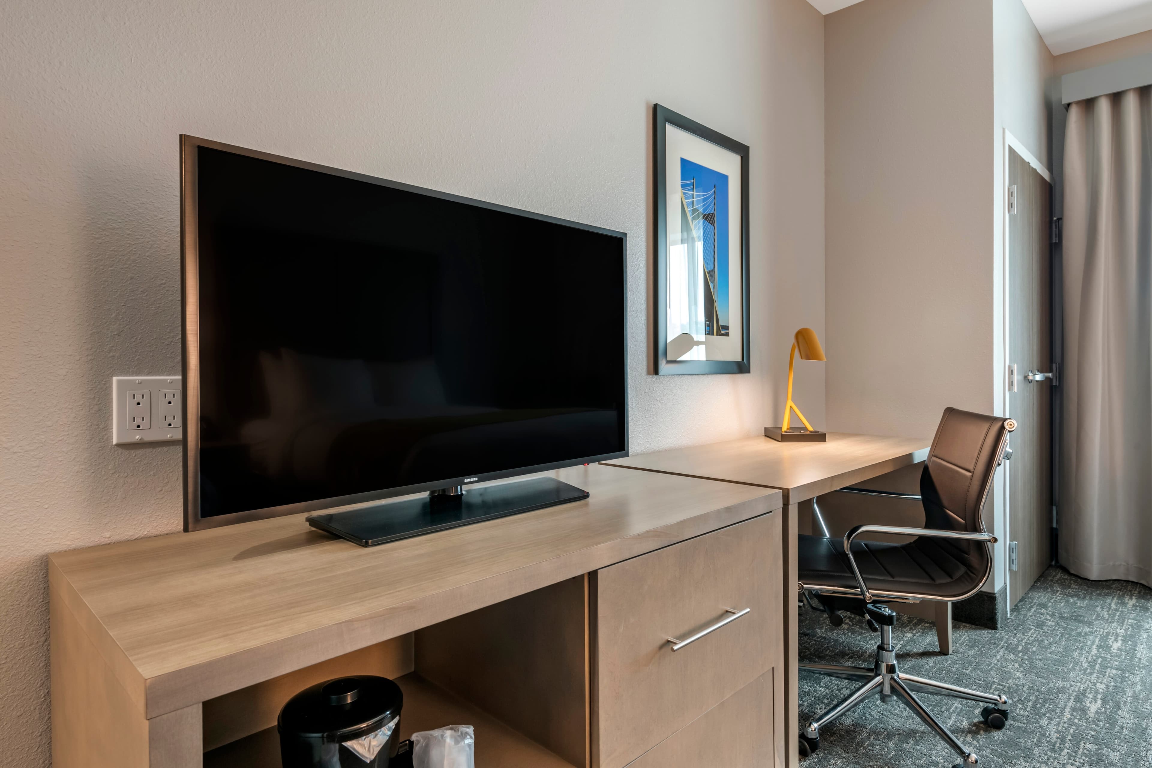 Comfort Inn & Suites Jacksonville - Orange Park Near Naval Air Station — 6