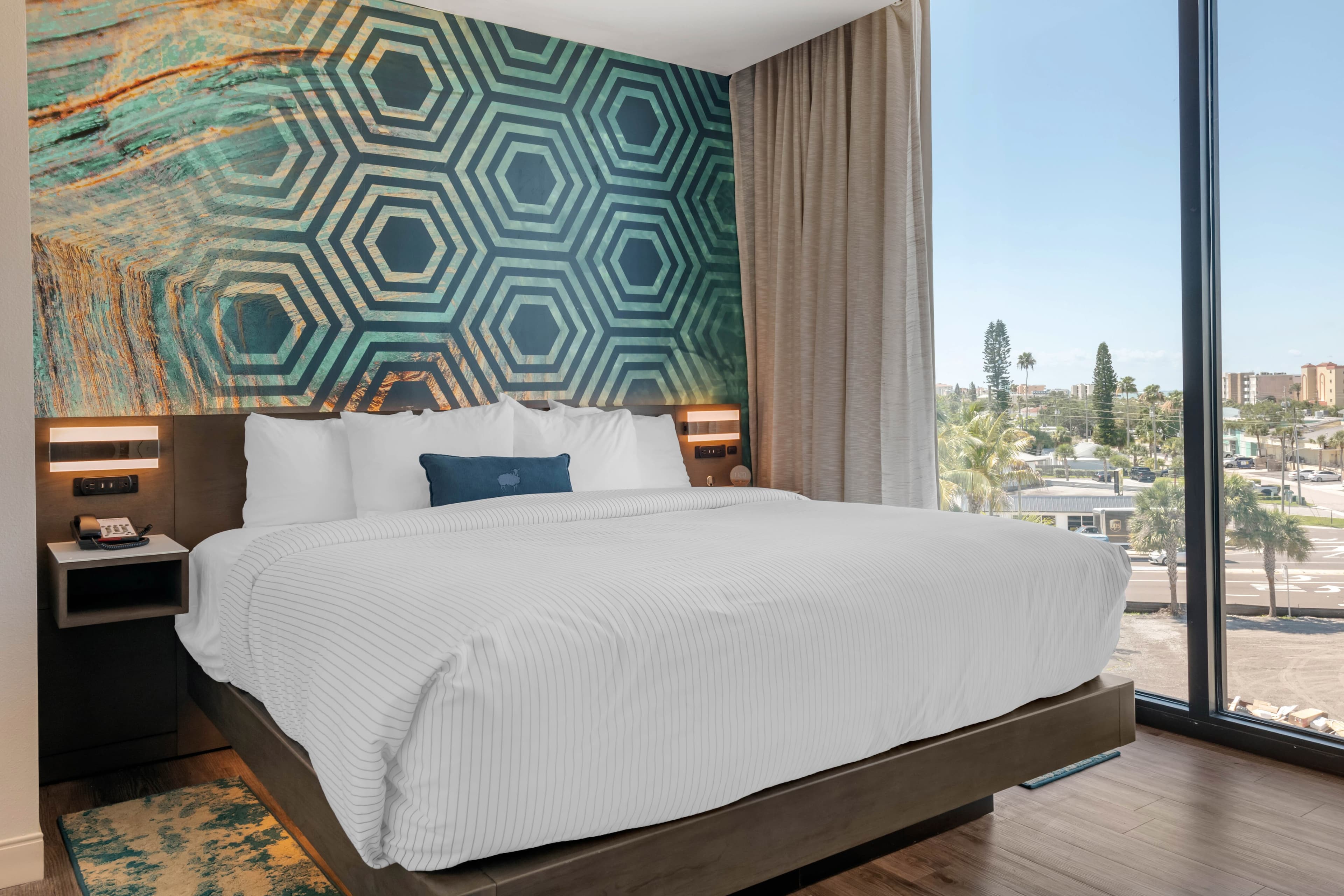 Cambria Hotel St. Petersburg-Madeira Beach Marina — 24
