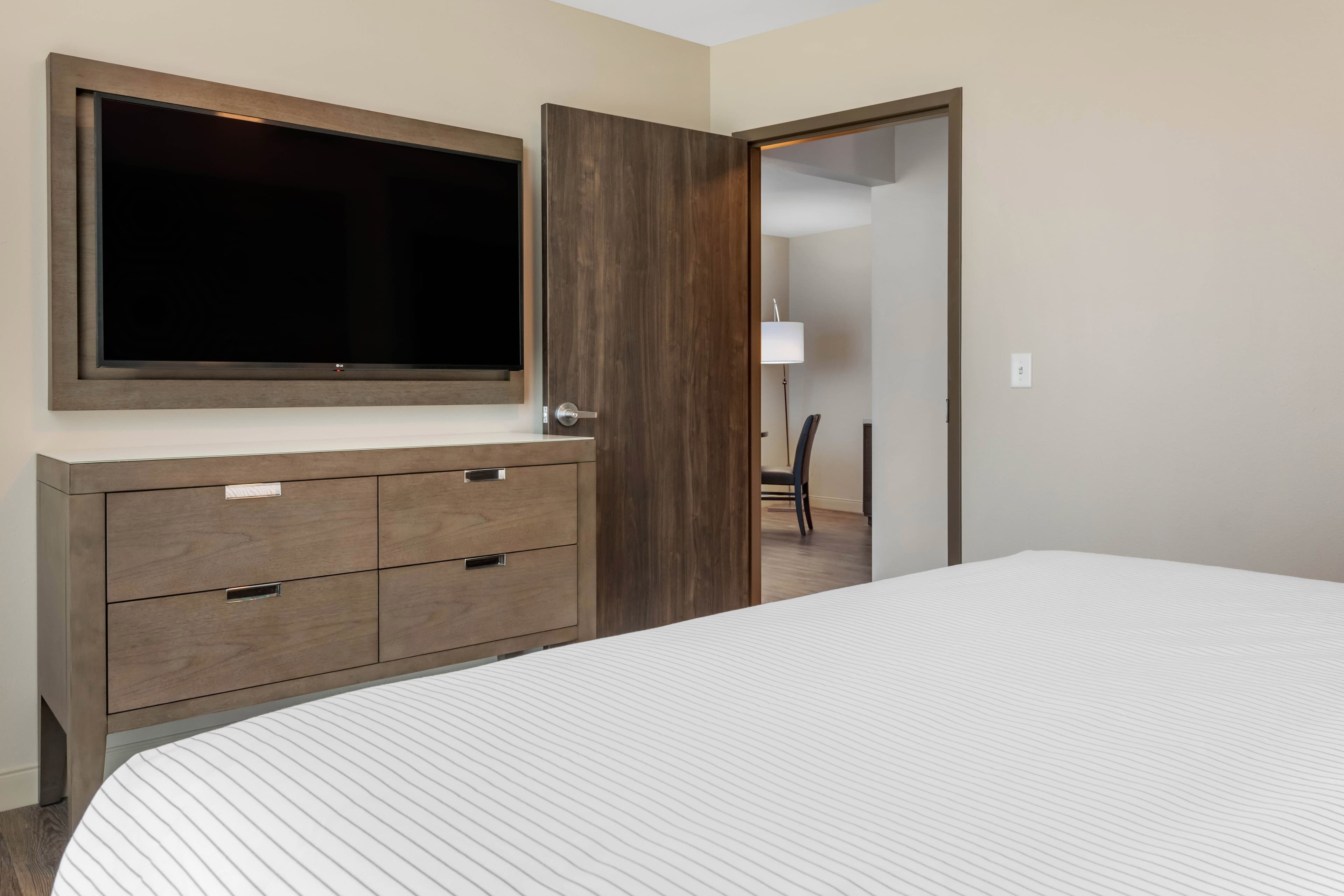 Cambria Hotel St. Petersburg-Madeira Beach Marina — 25