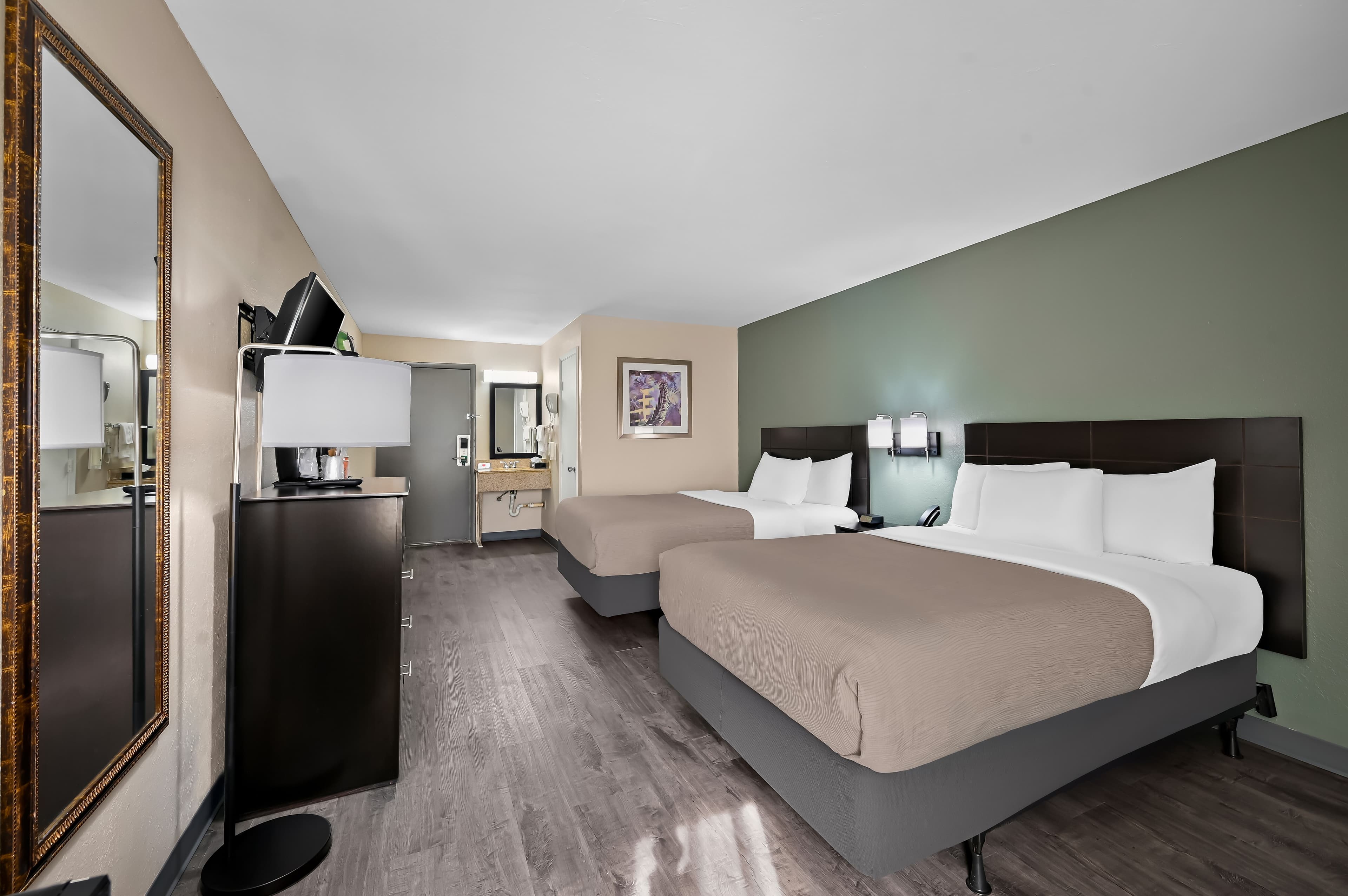 Quality Inn Fort Myers Cape Coral — 6