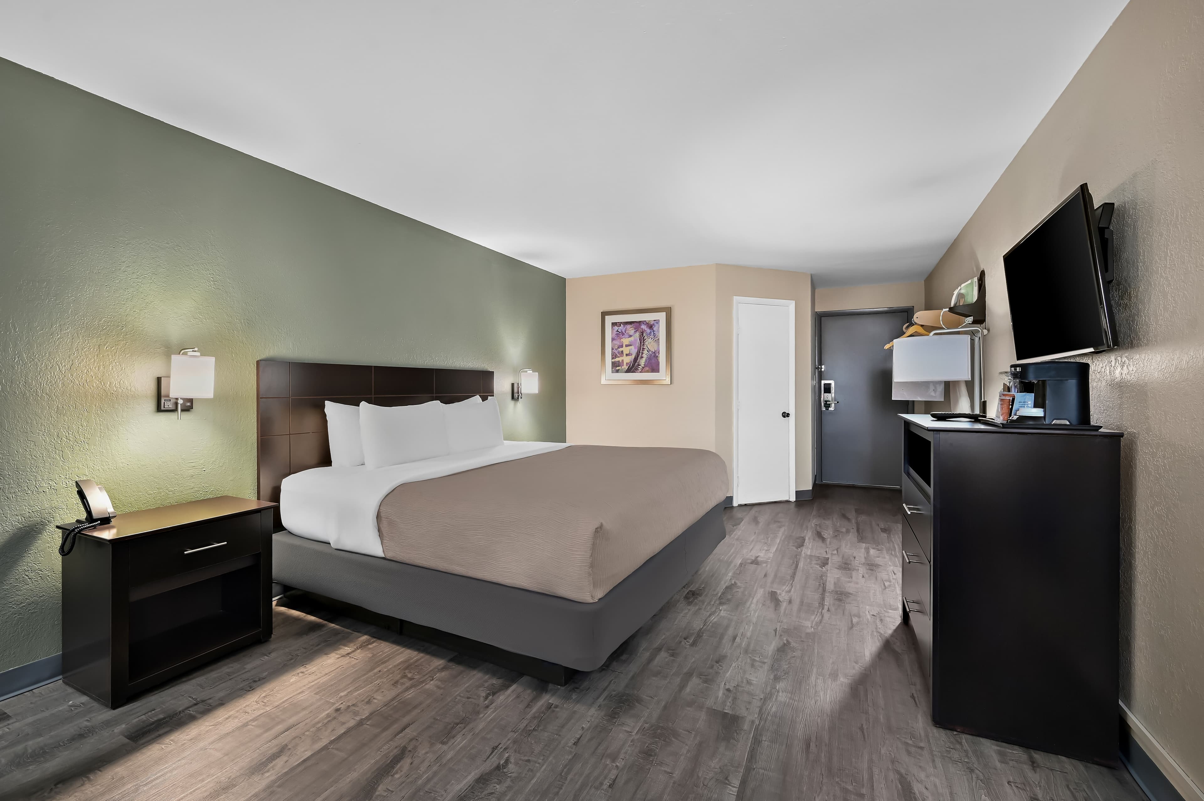 Quality Inn Fort Myers Cape Coral — 9