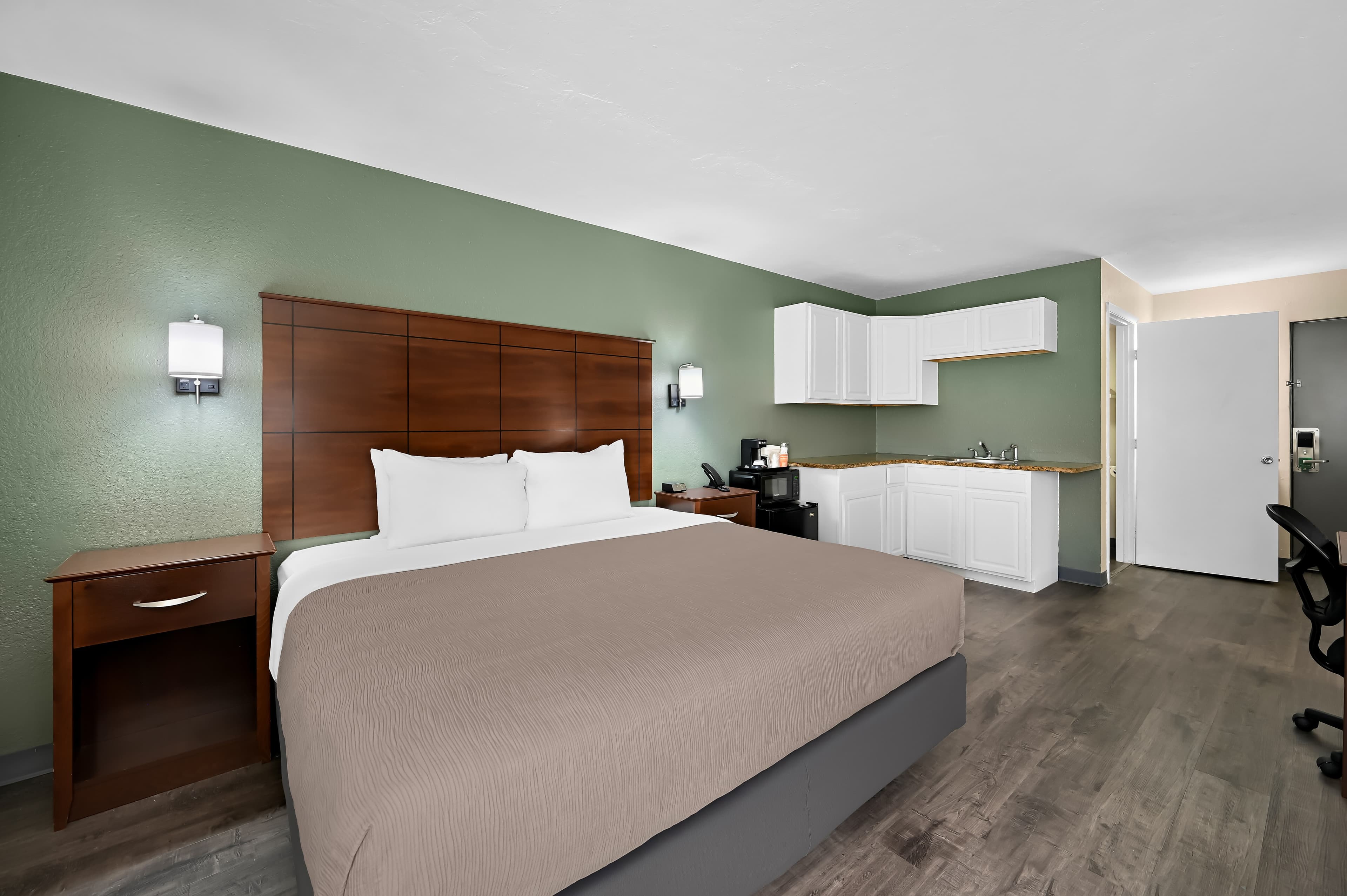Quality Inn Fort Myers Cape Coral — 17