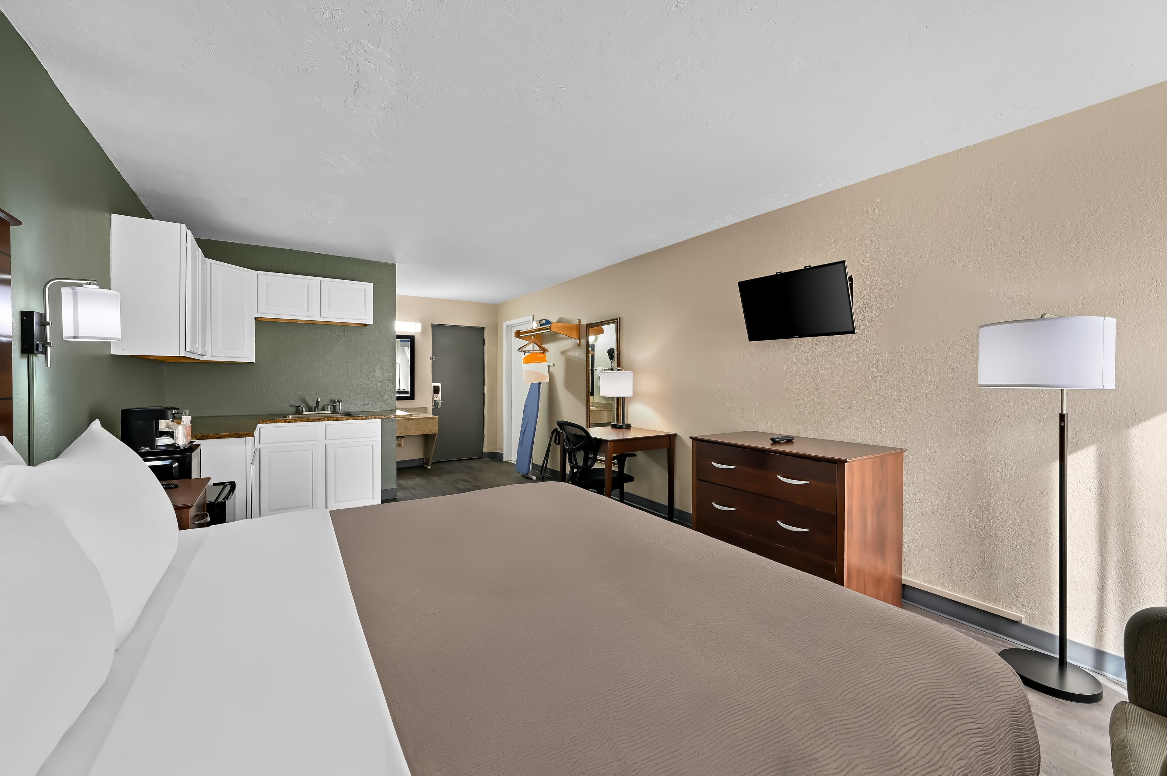Quality Inn Fort Myers Cape Coral — 18