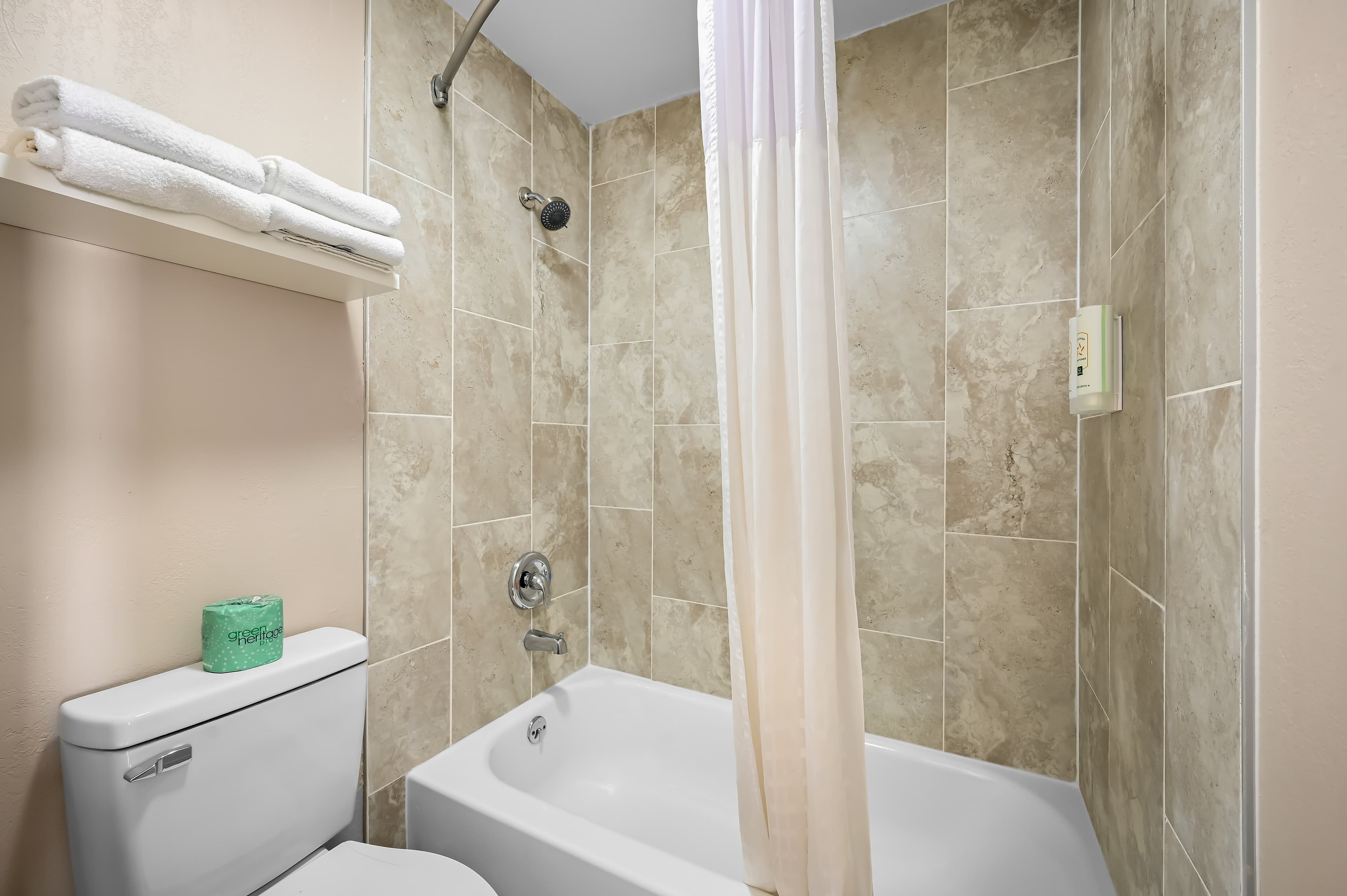 Quality Inn Fort Myers Cape Coral — 15