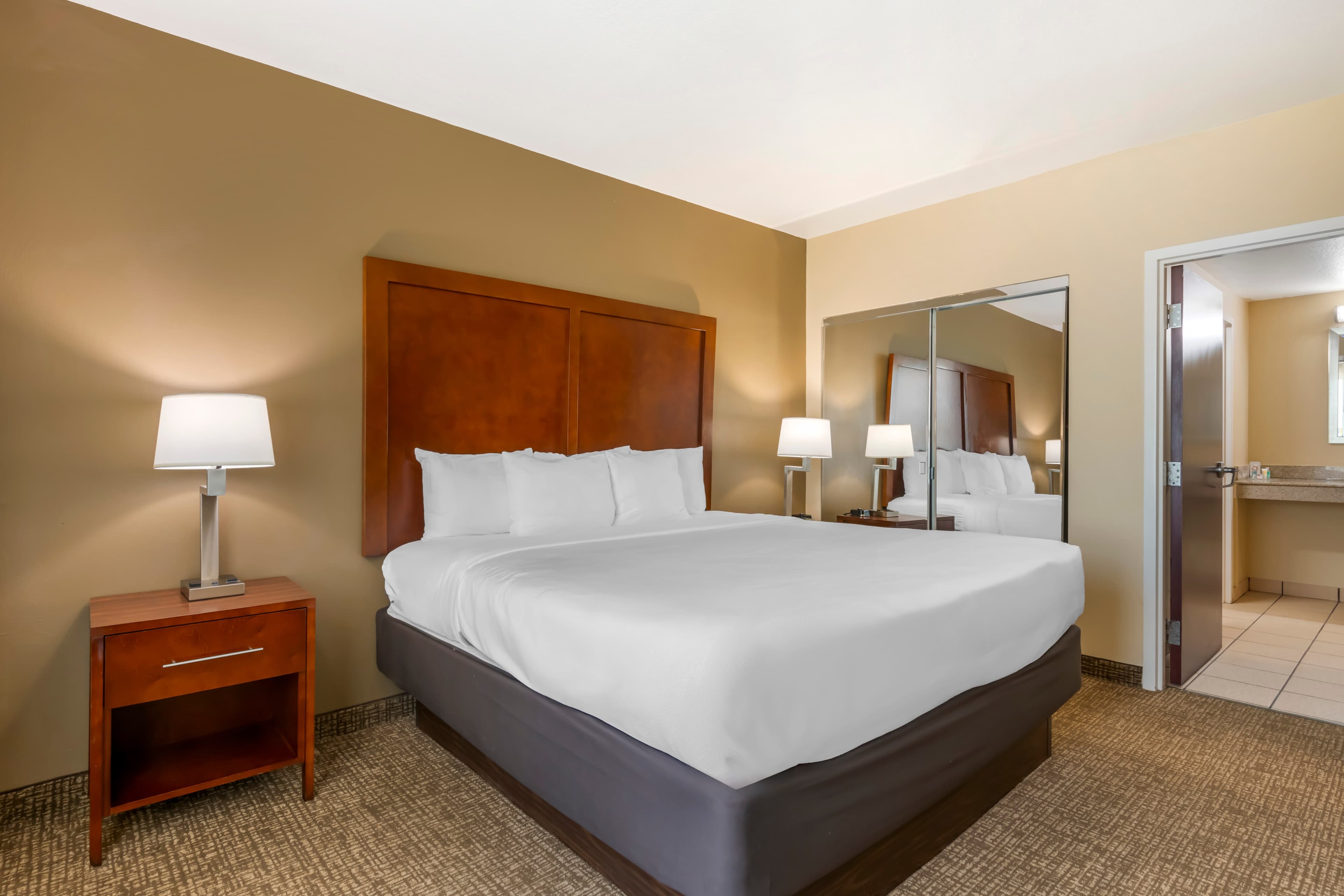Comfort Inn & Suites Tavares North — 6