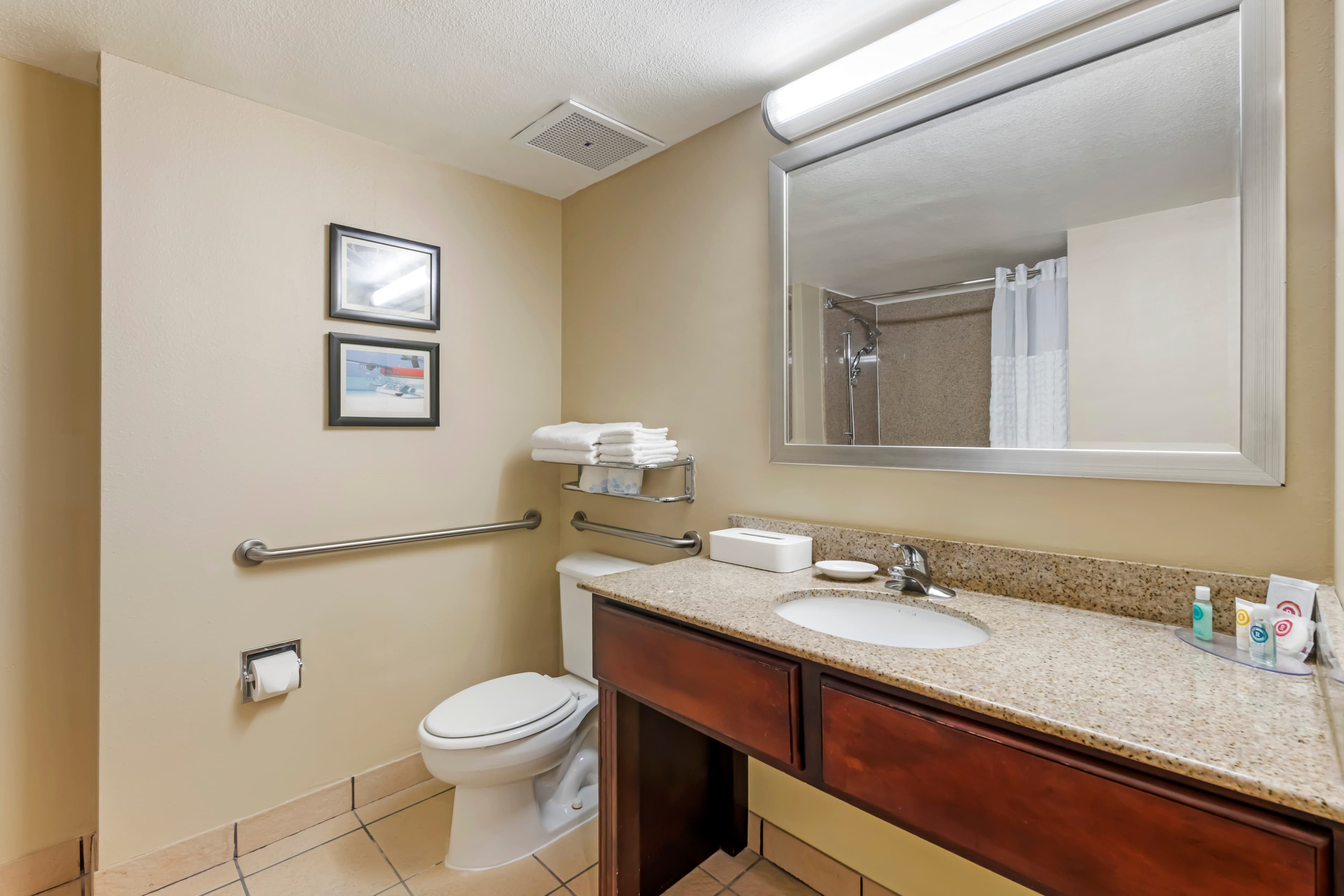 Comfort Inn & Suites Tavares North — 11