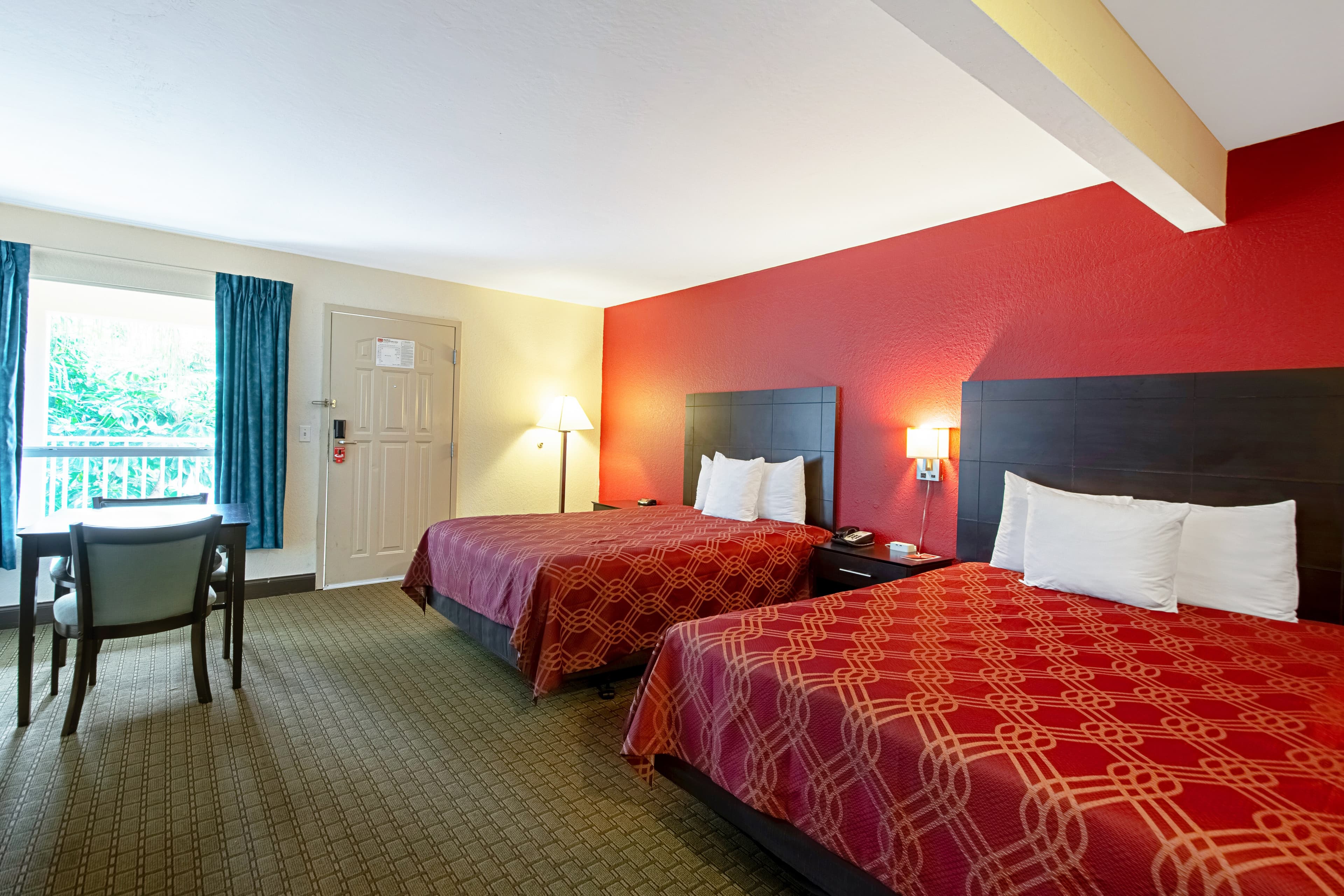 Econo Lodge Inn & Suites Clearwater Central — 24