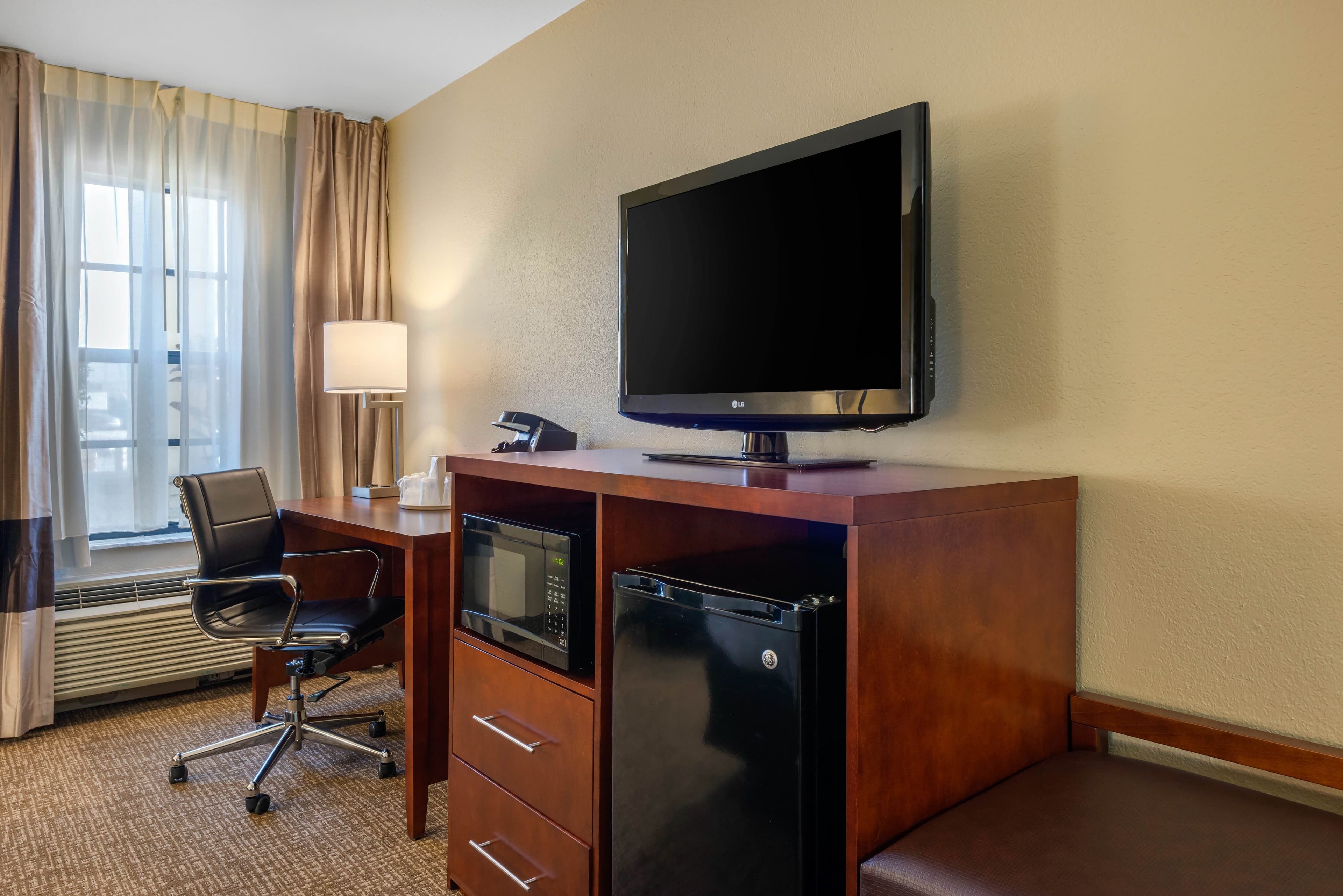 Comfort Inn Ocala Silver Springs - Image 3
