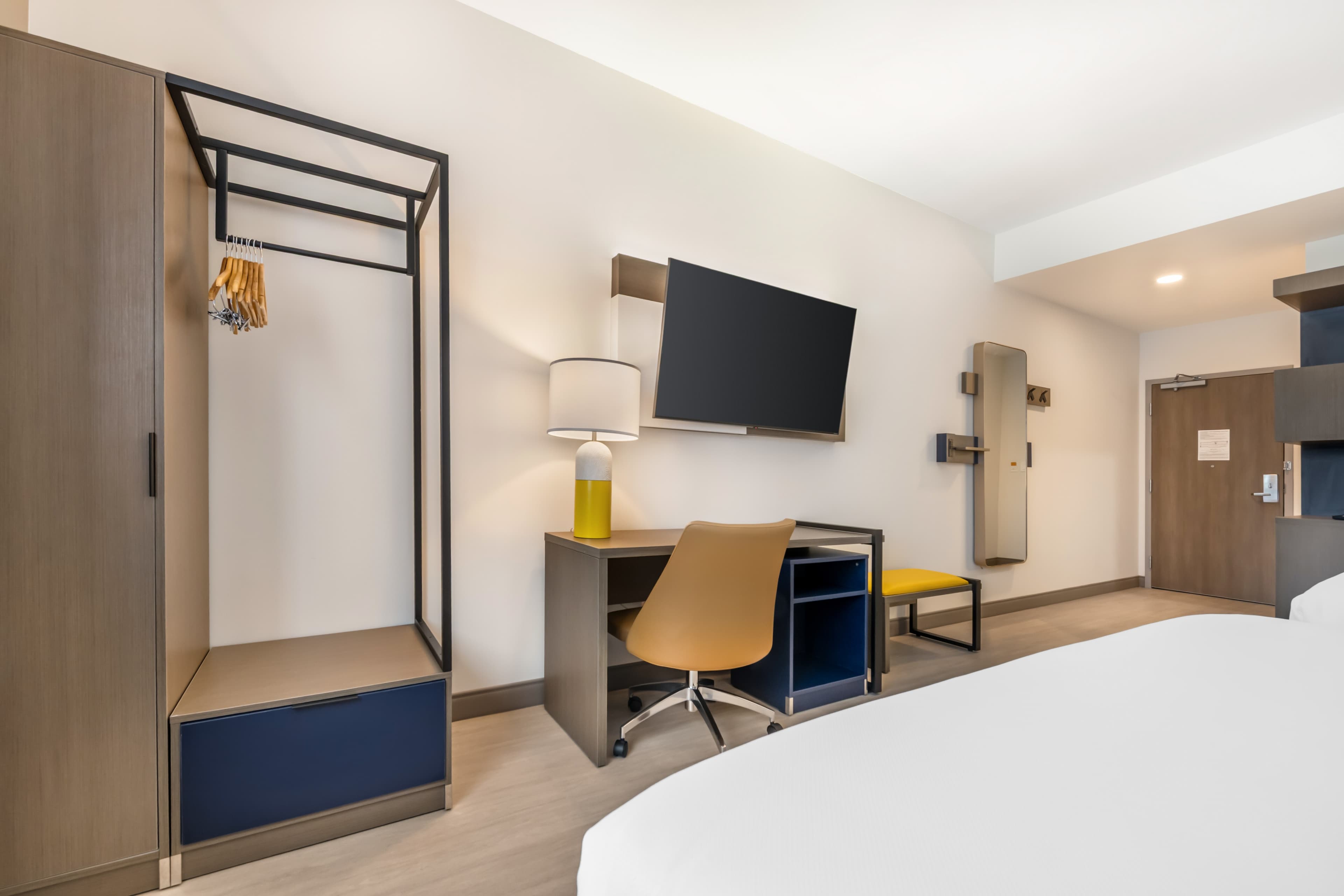 Comfort Inn & Suites Orlando Sanford Airport — 20