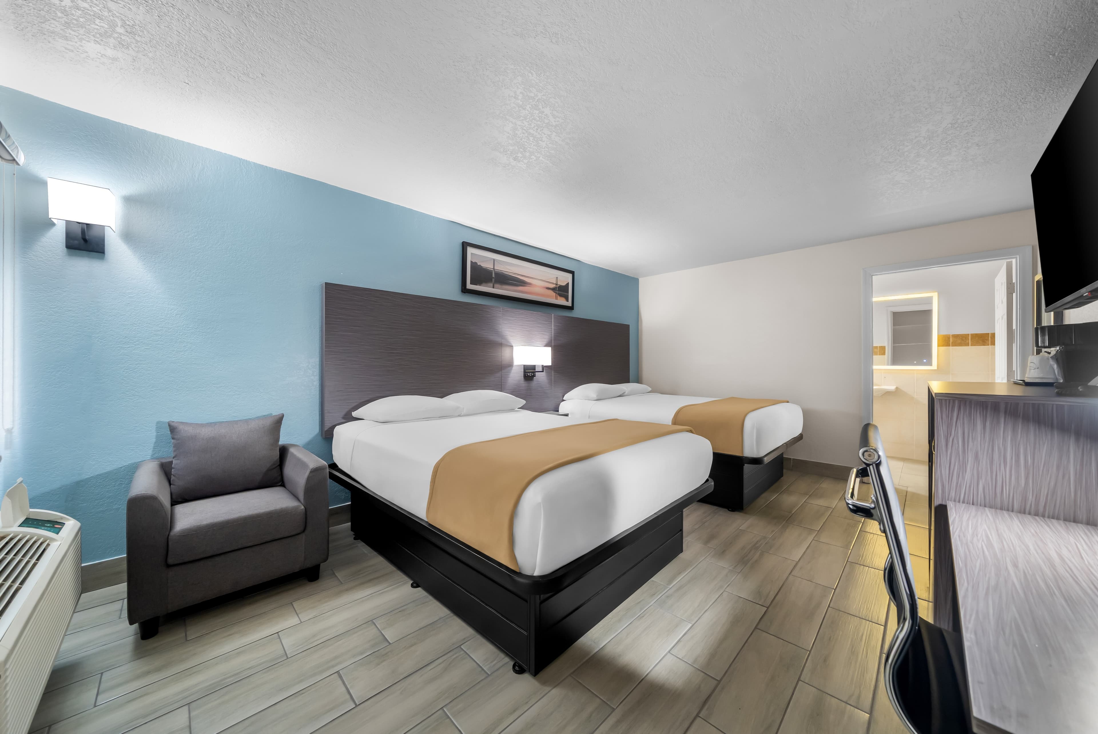 Rodeway Inn Lake Wales - Winter Haven - Image 2