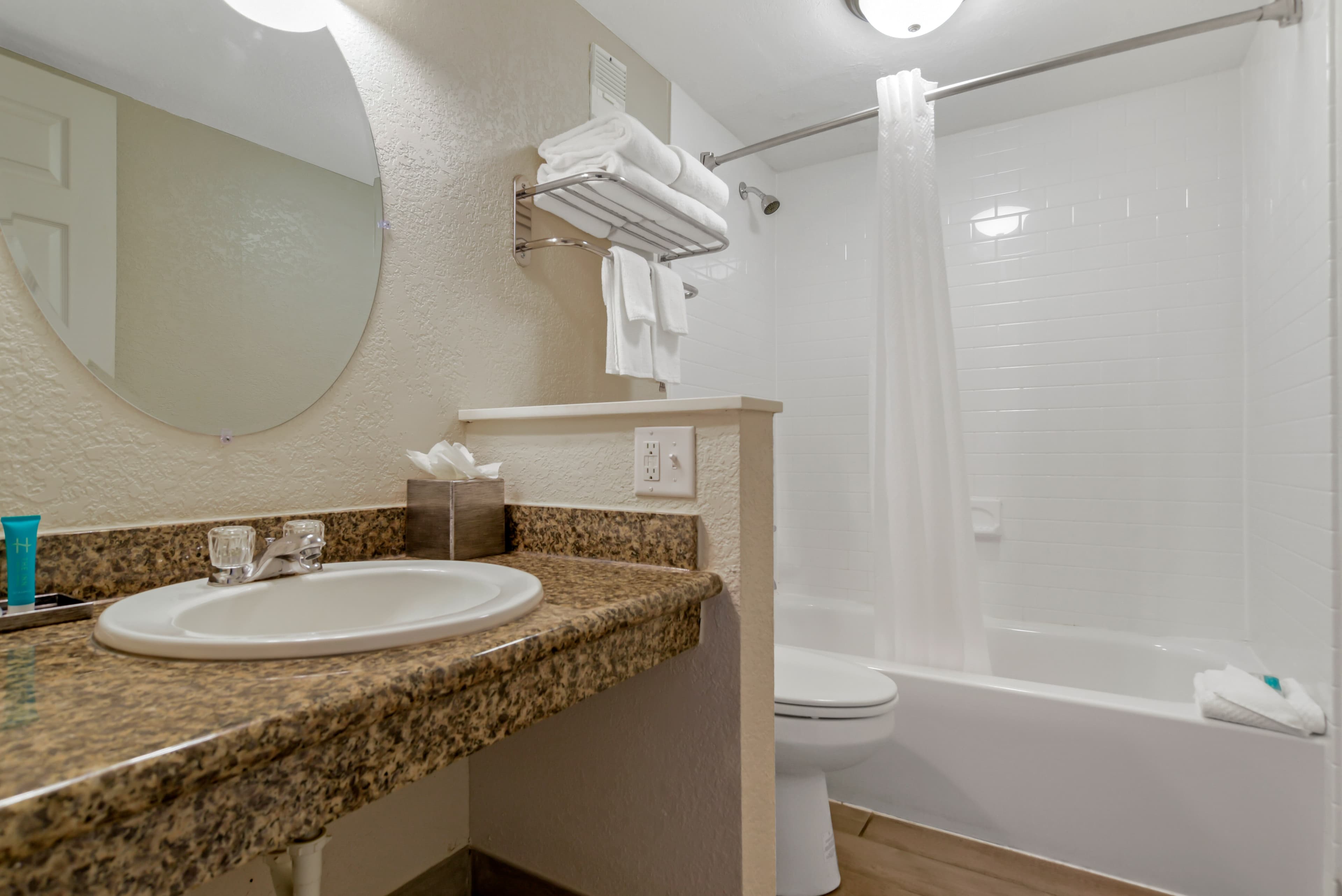 Inn on Destin Harbor, an Ascend Collection Hotel — 15