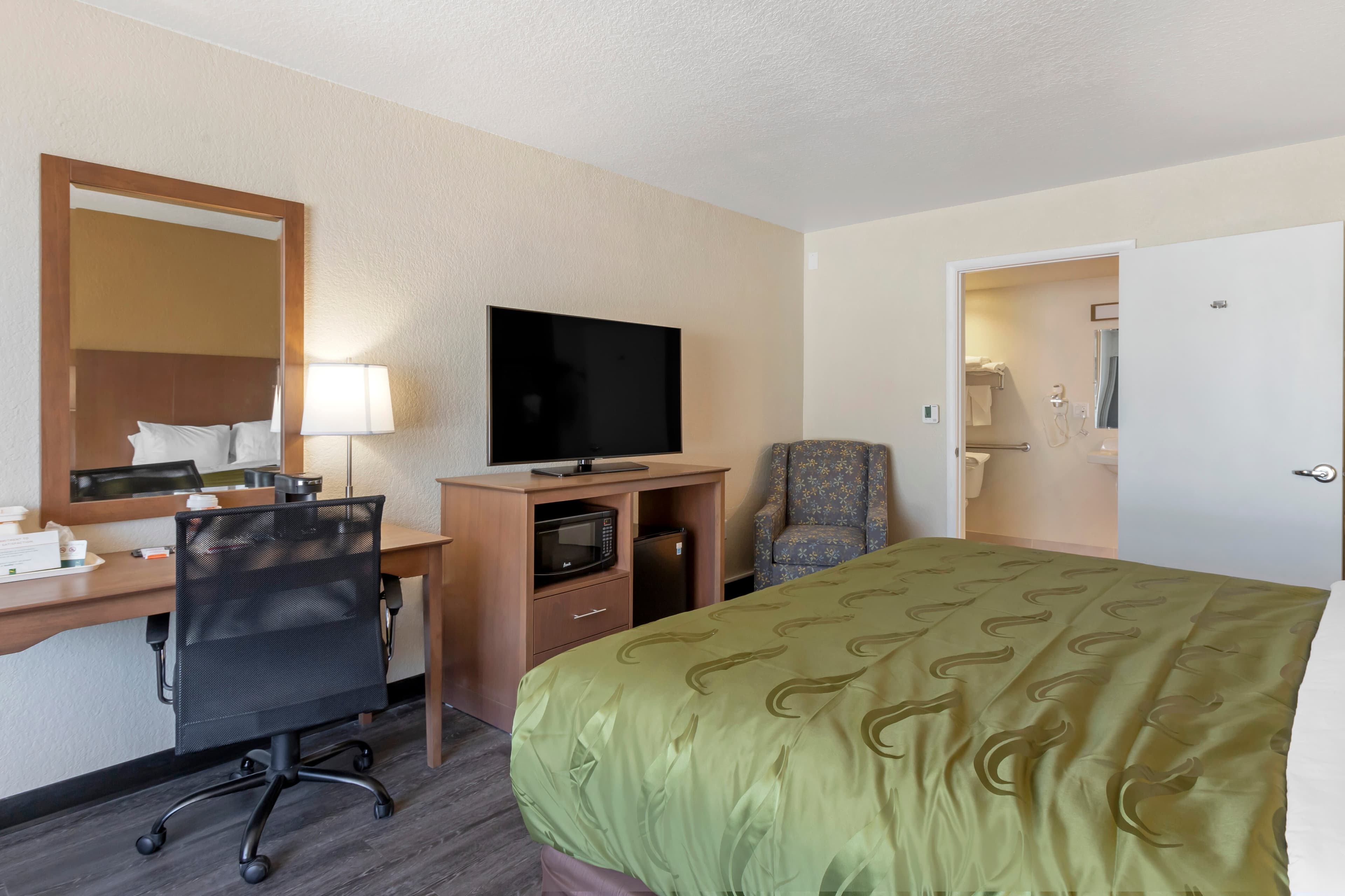 Quality Inn Saint Petersburg North-Tampa Bay — 10