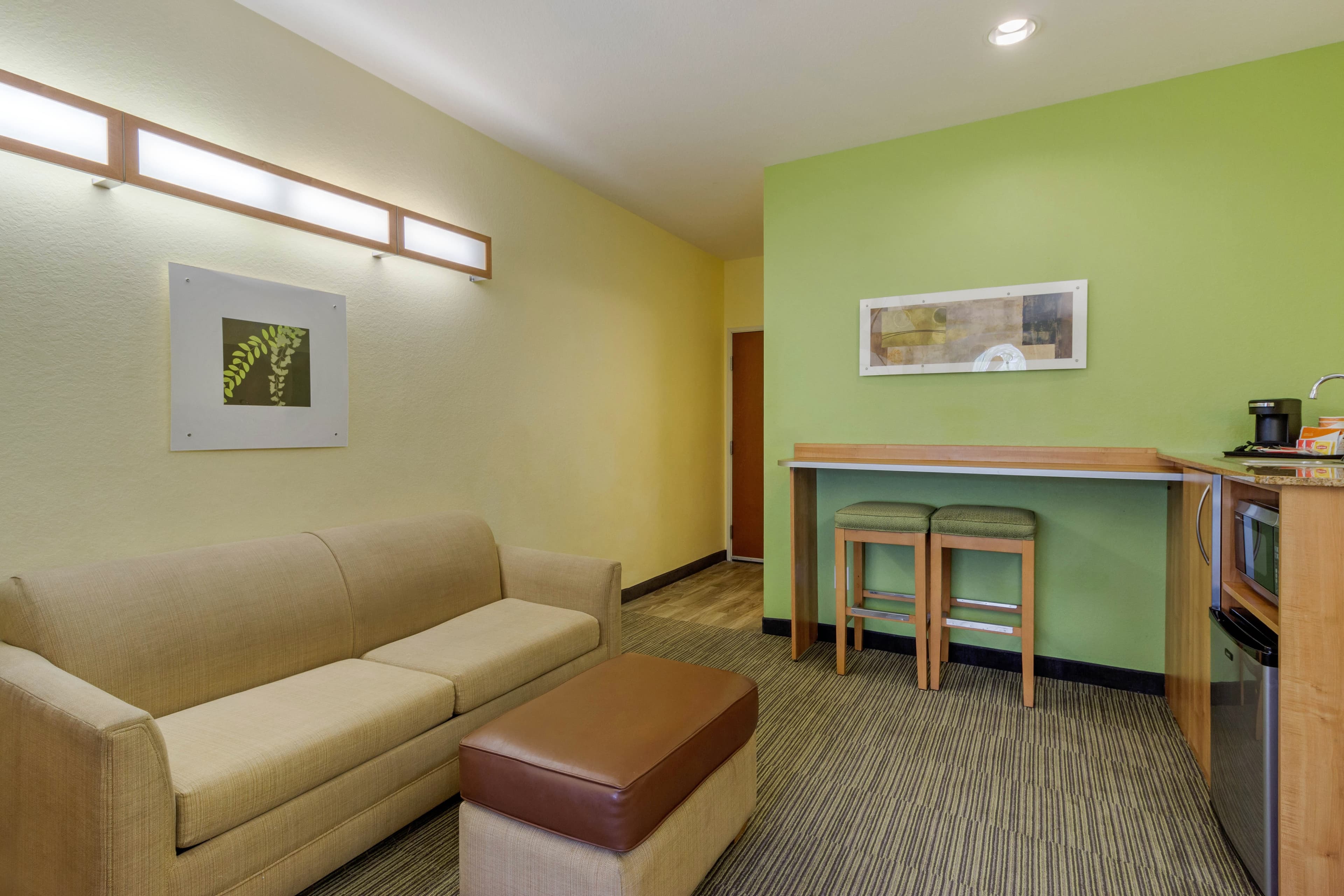 Quality Inn & Suites Lehigh Acres Fort Myers - Image 2