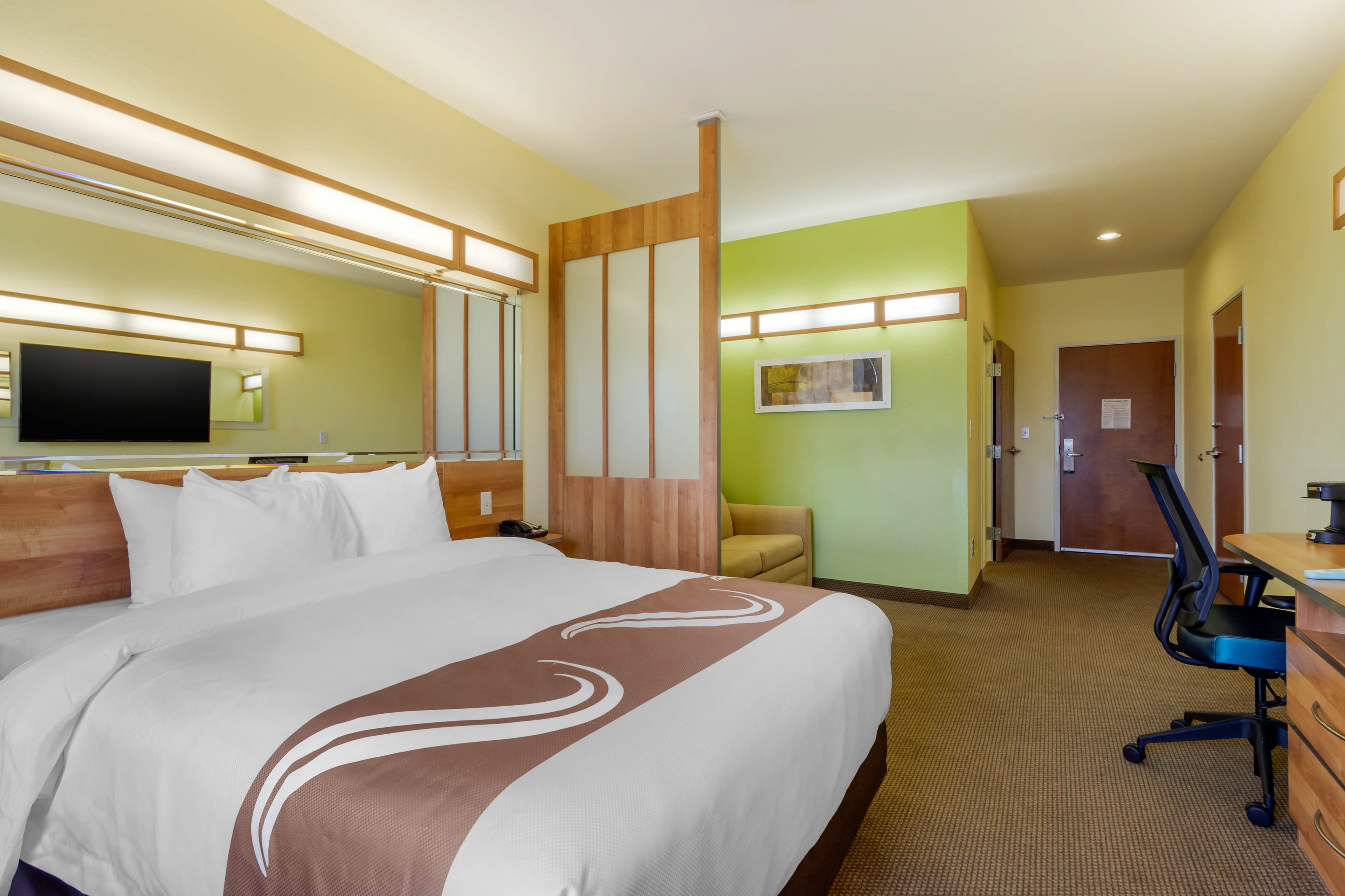 Quality Inn & Suites Lehigh Acres Fort Myers — 27