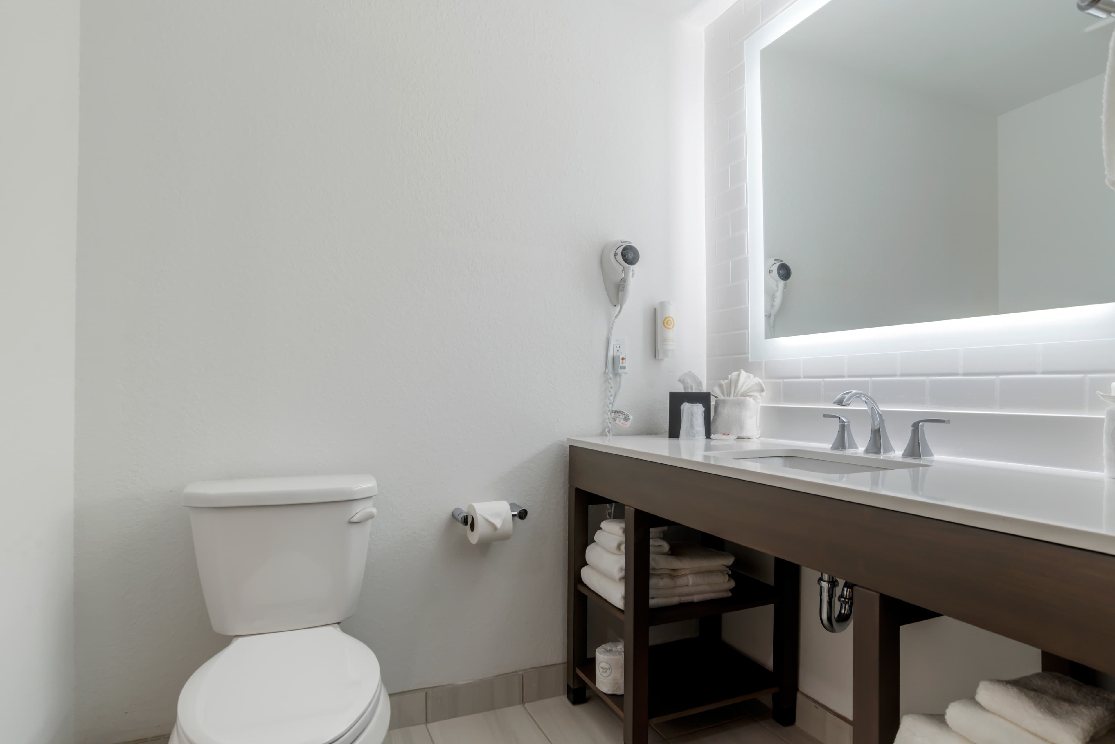 Comfort Inn & Suites Panama City Beach - Pier Park Area — 6