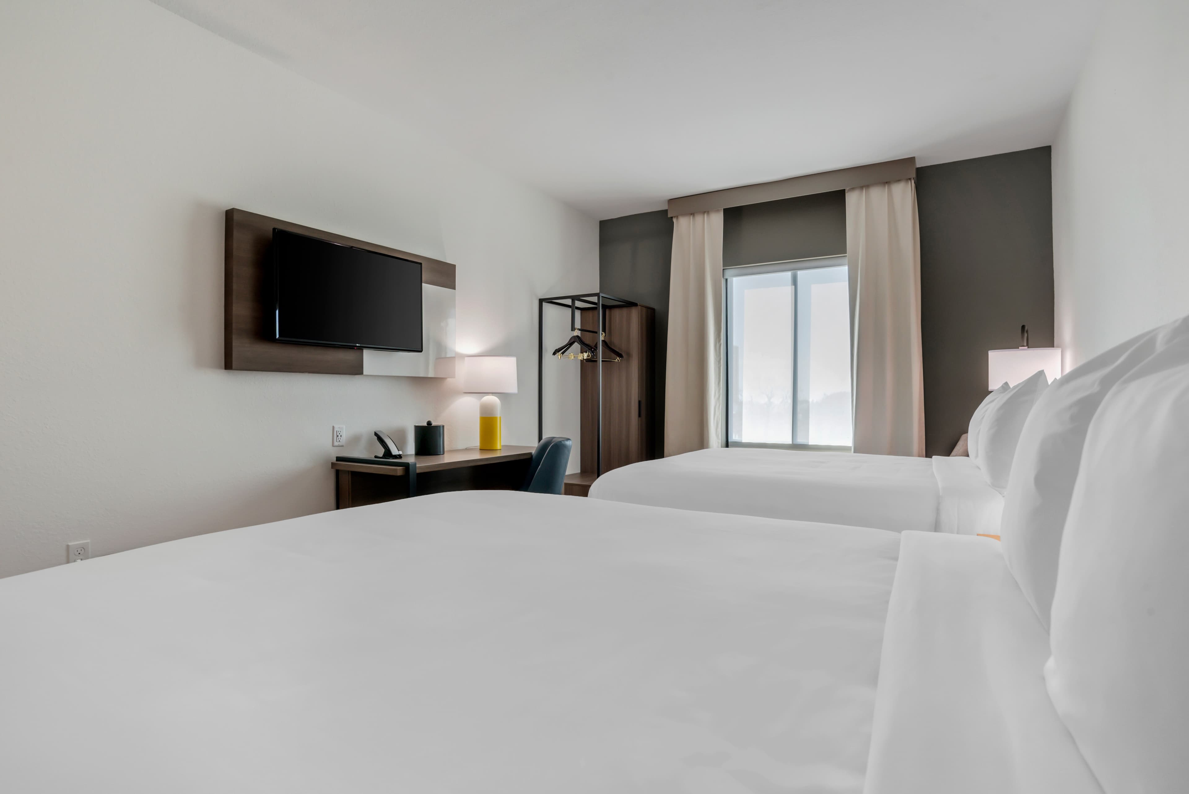 Comfort Inn & Suites Panama City Beach - Pier Park Area — 11