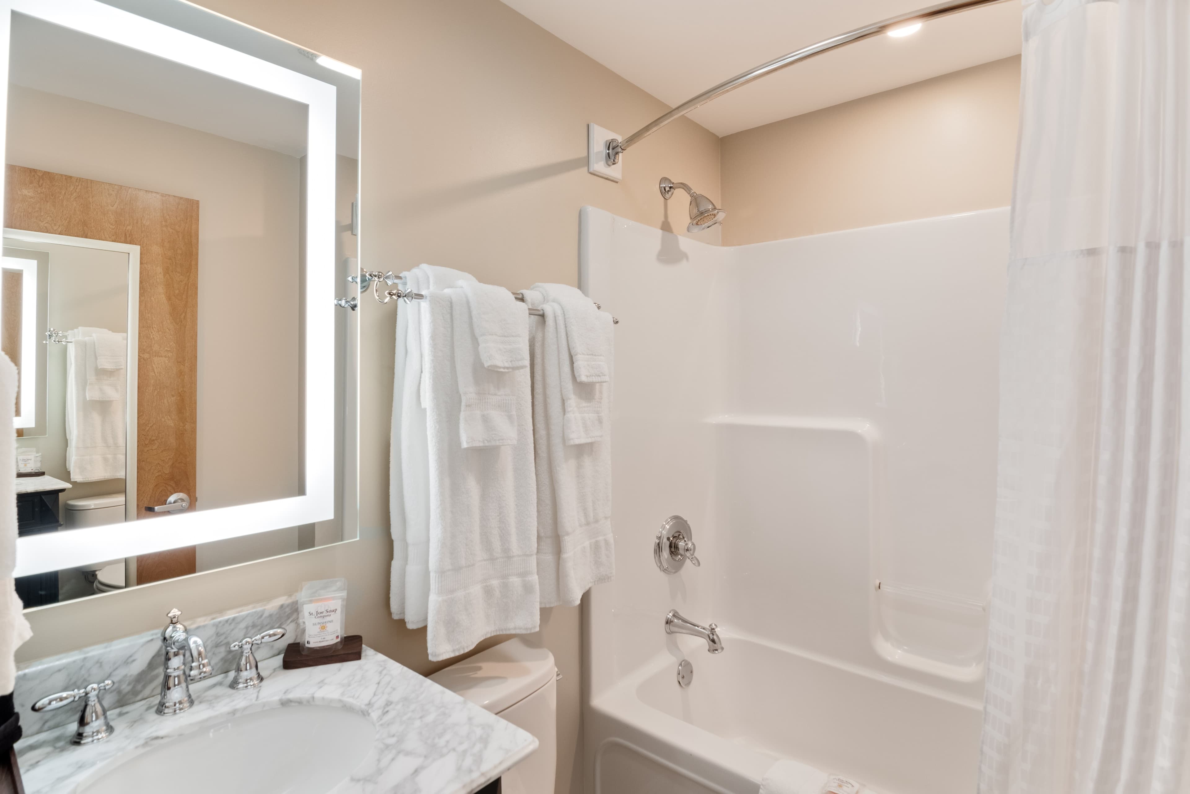 The Port Inn - Port St Joe, an Ascend Collection Hotel — 35