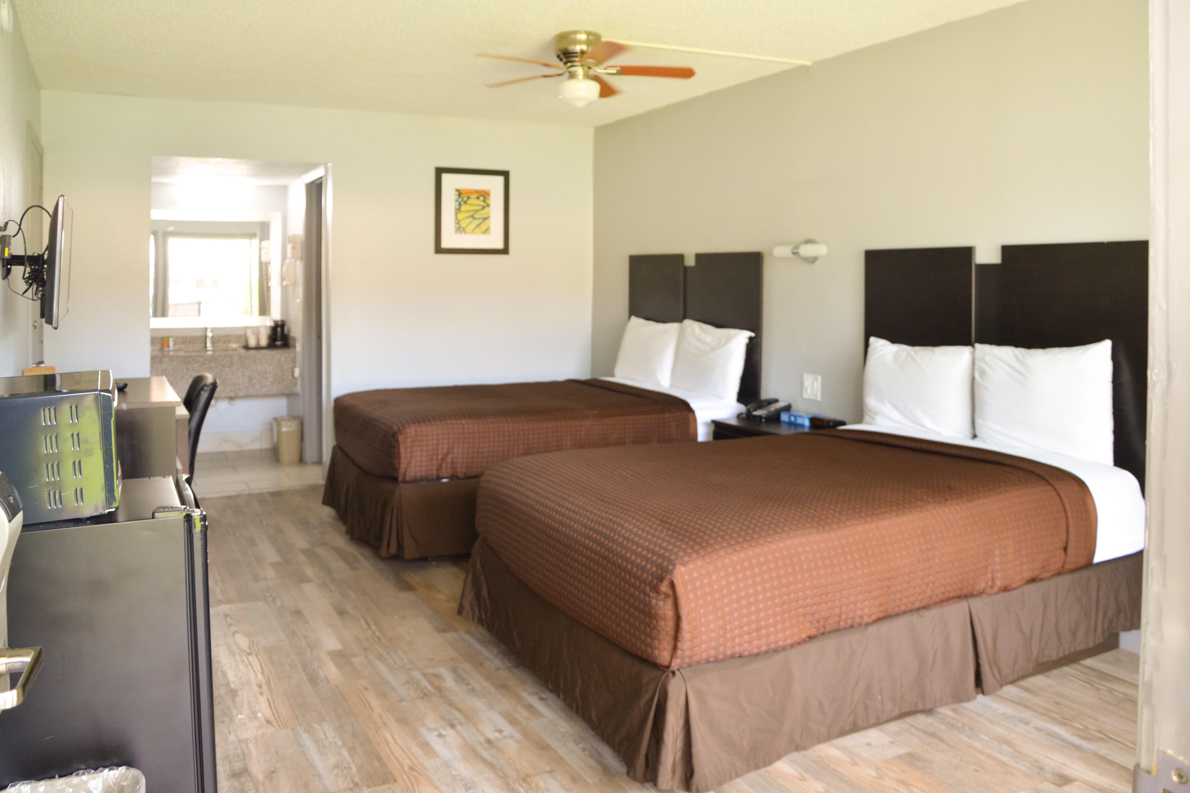 Rodeway Inn Sun City Center - Image 4
