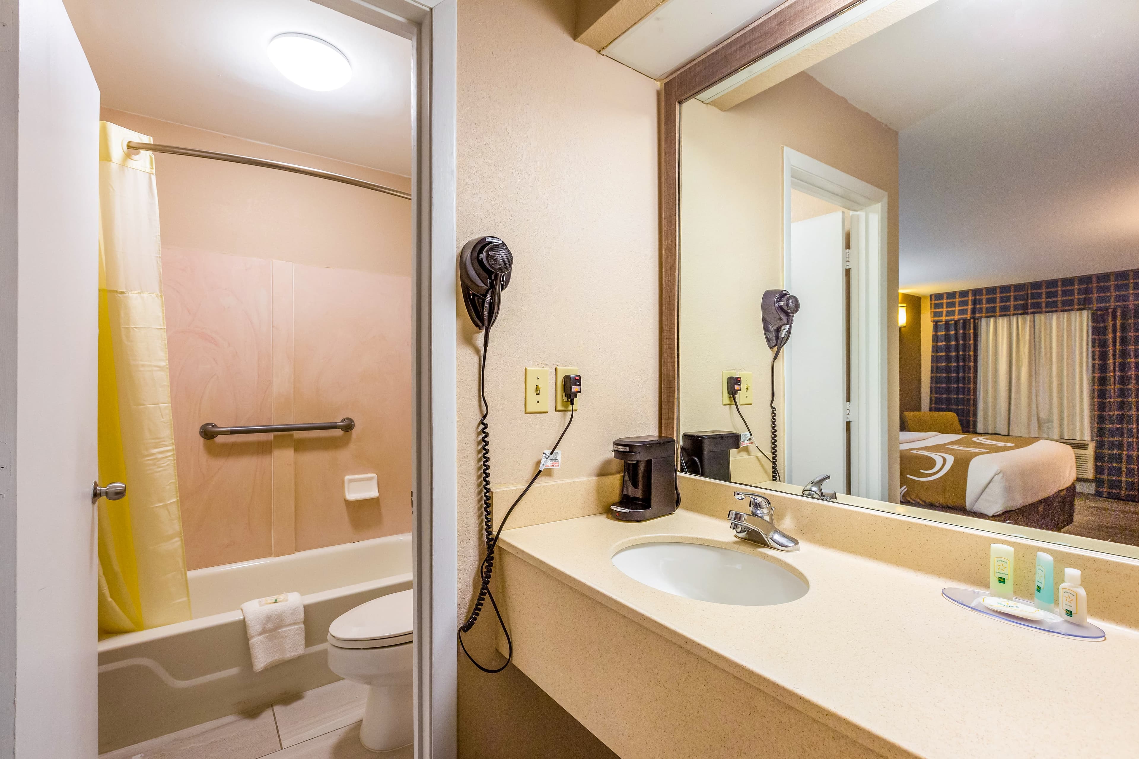 Quality Inn Quincy - Tallahassee West — 12