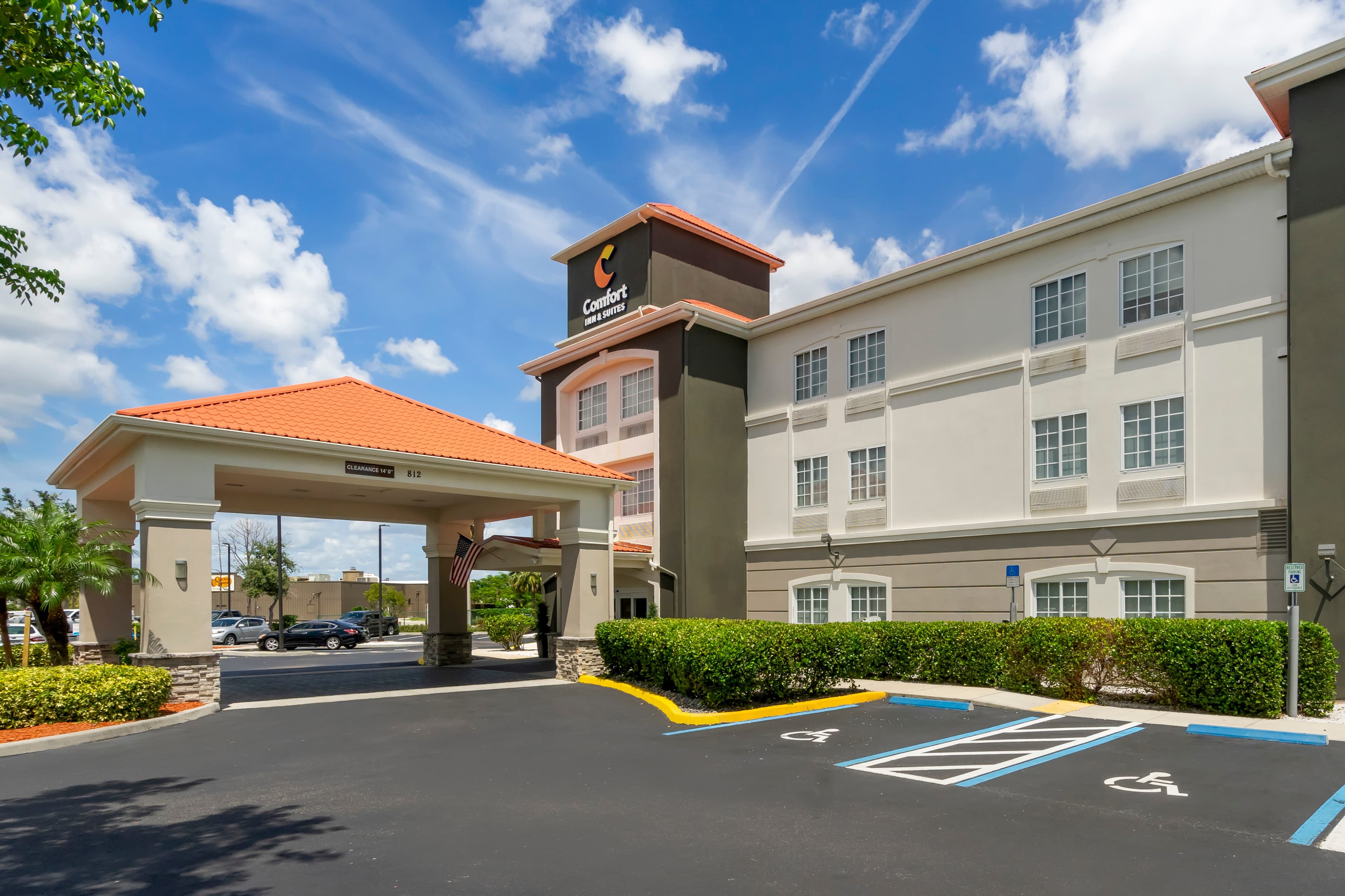 Comfort Inn & Suites Port Charlotte-Punta Gorda - Image 1