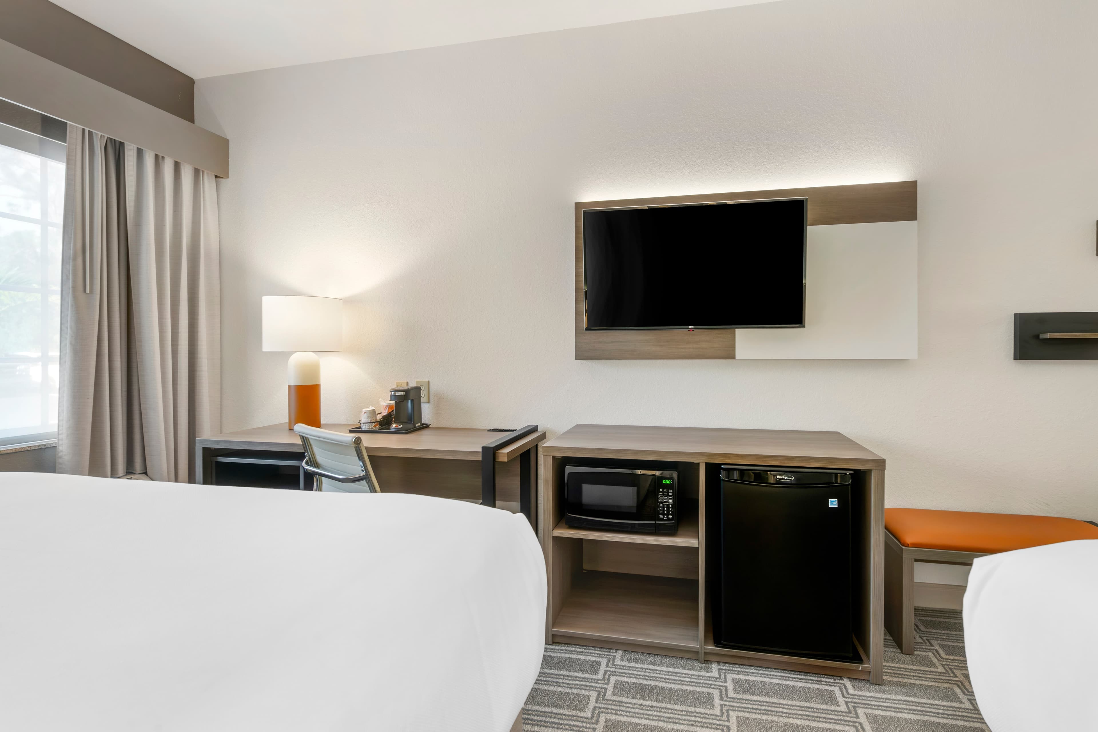 Comfort Inn & Suites Port Charlotte-Punta Gorda — 8