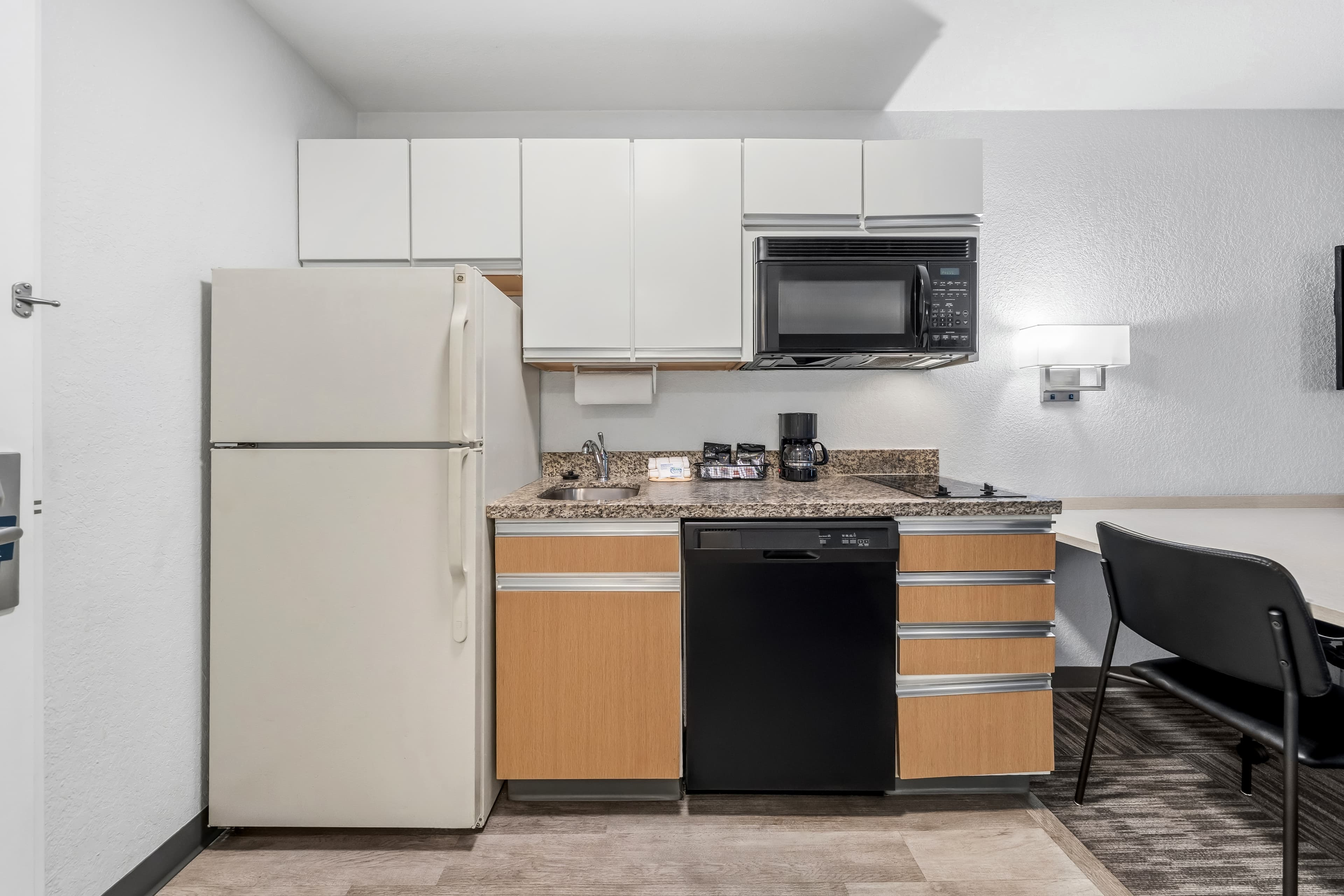 MainStay Suites Orlando Altamonte Springs — 2