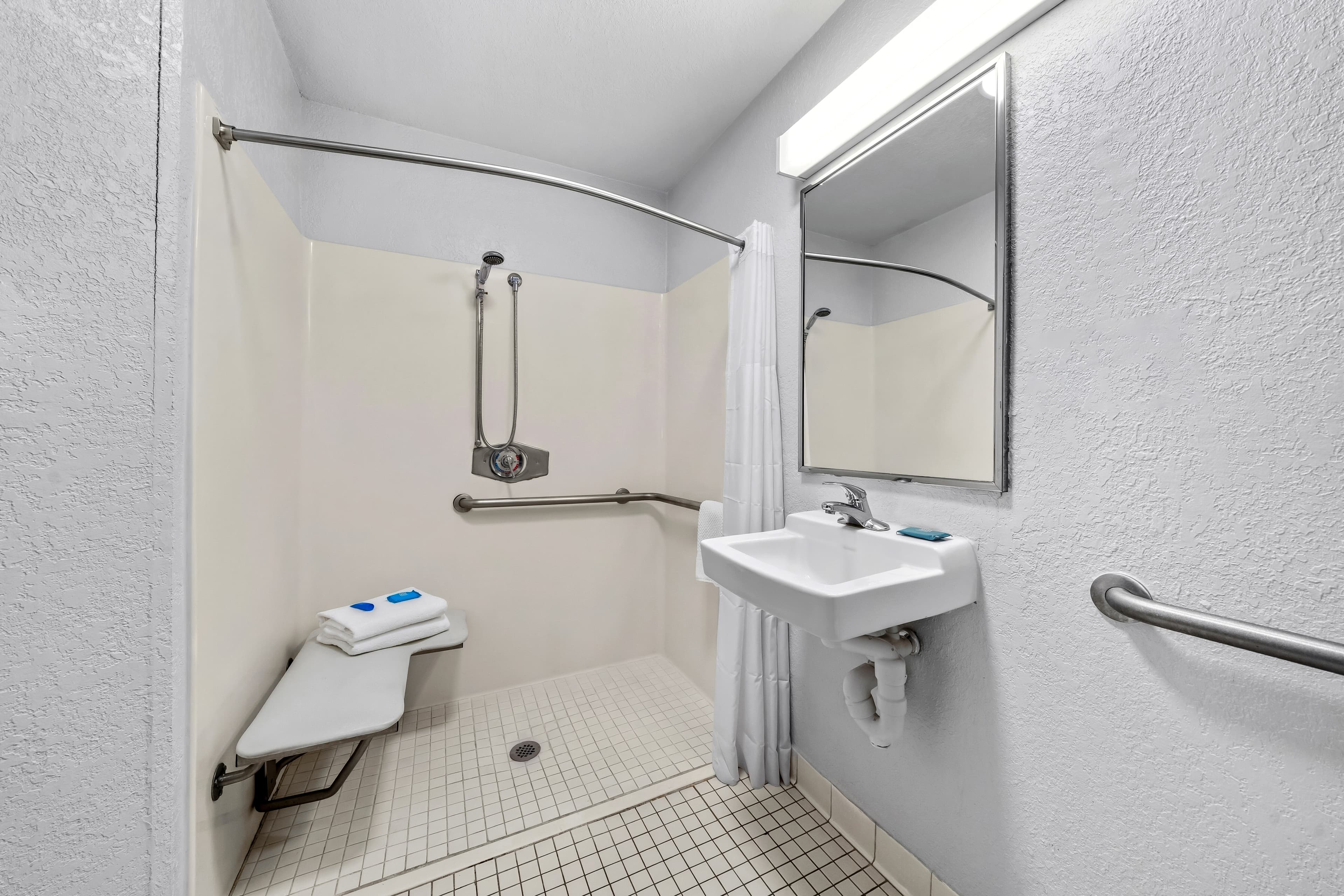MainStay Suites Orlando Altamonte Springs — 9