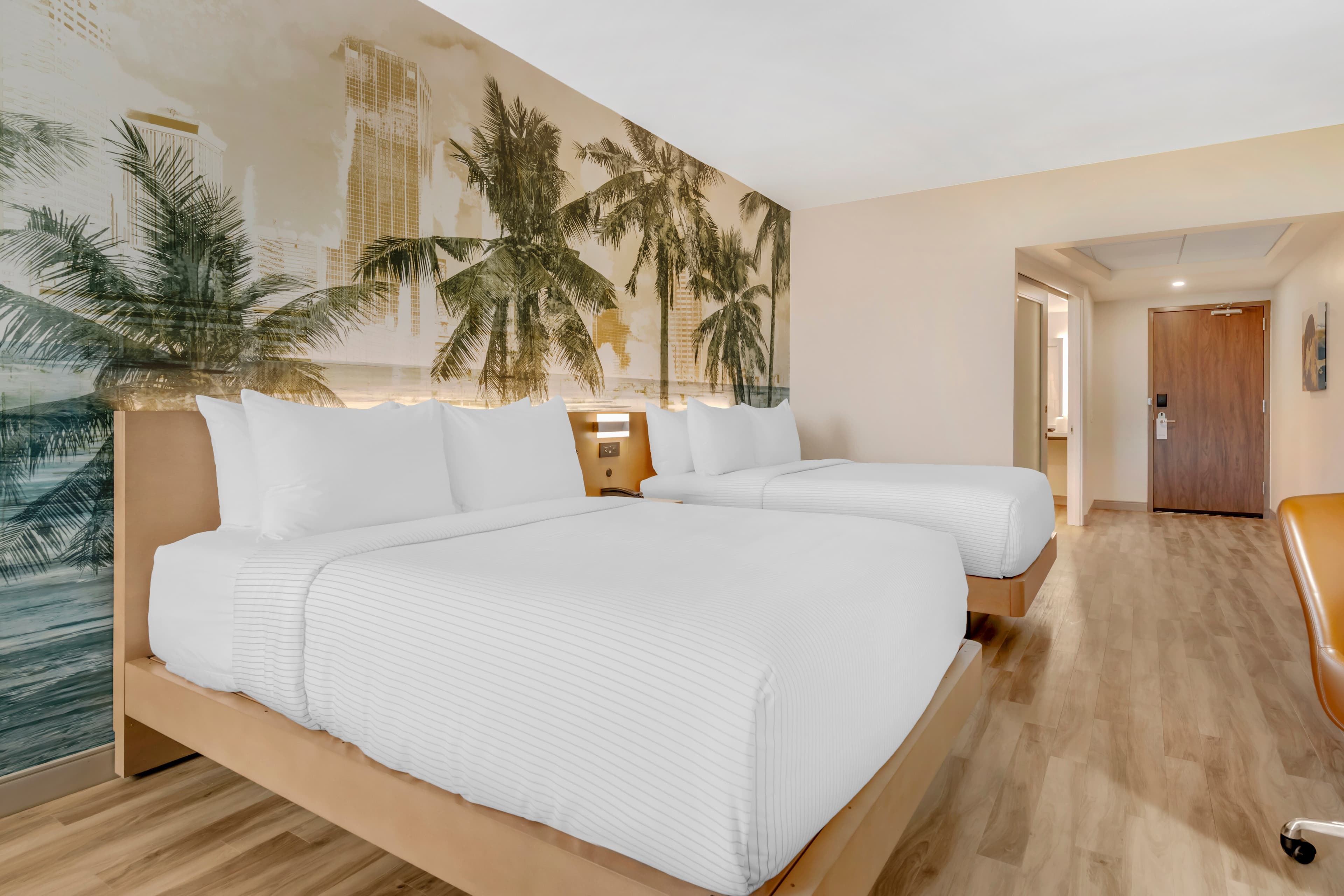 Cambria Hotel Tampa-Brandon — 10