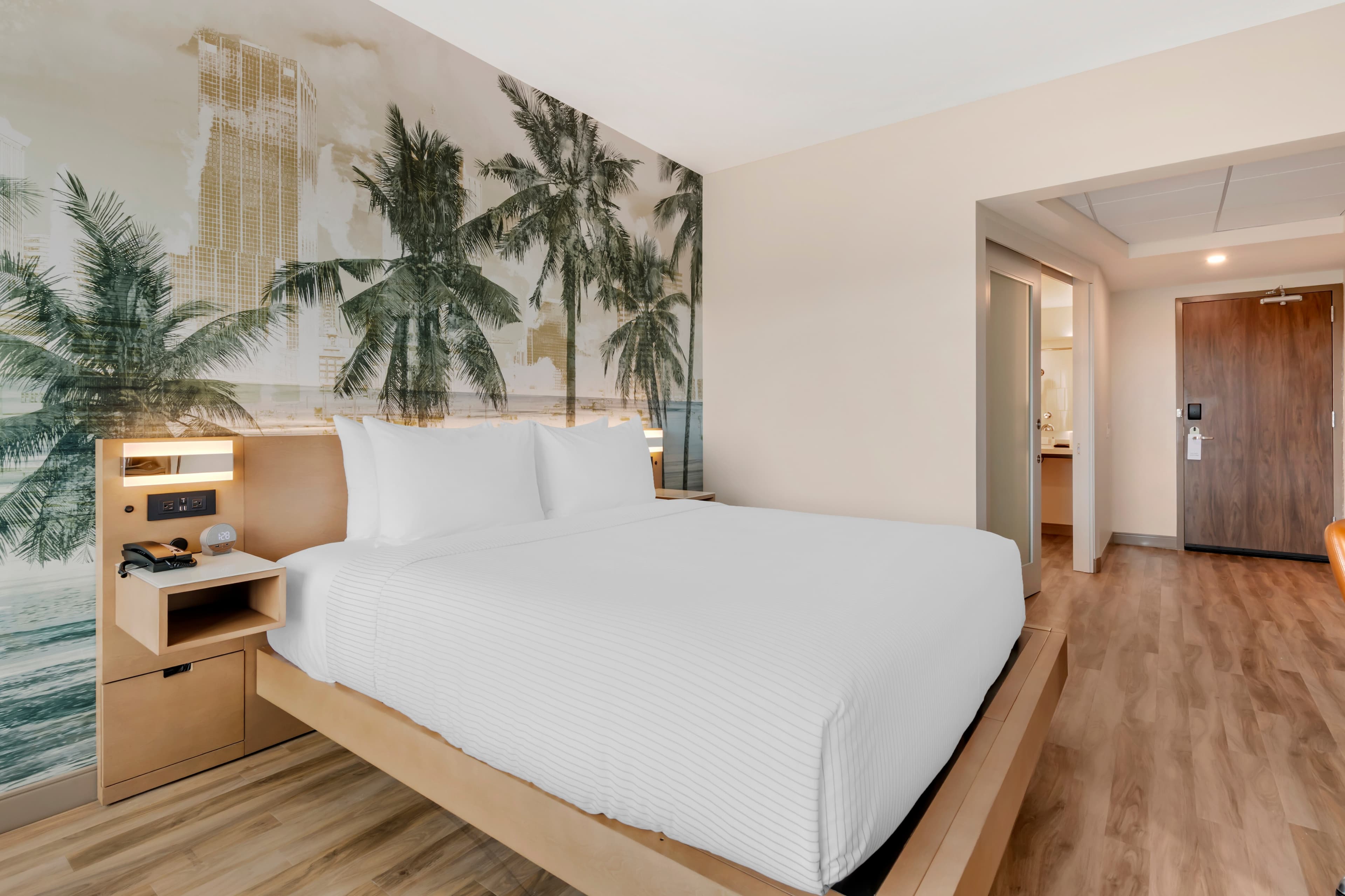 Cambria Hotel Tampa-Brandon — 18