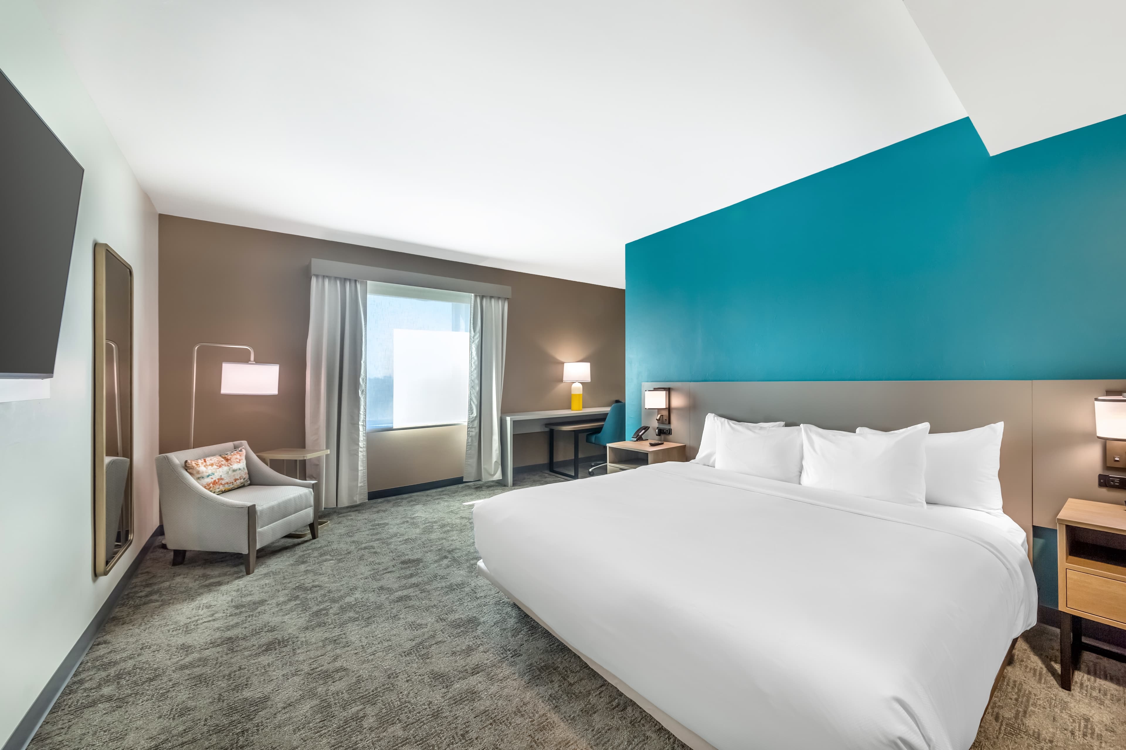 Comfort Suites Fort Myers East I-75 — 7