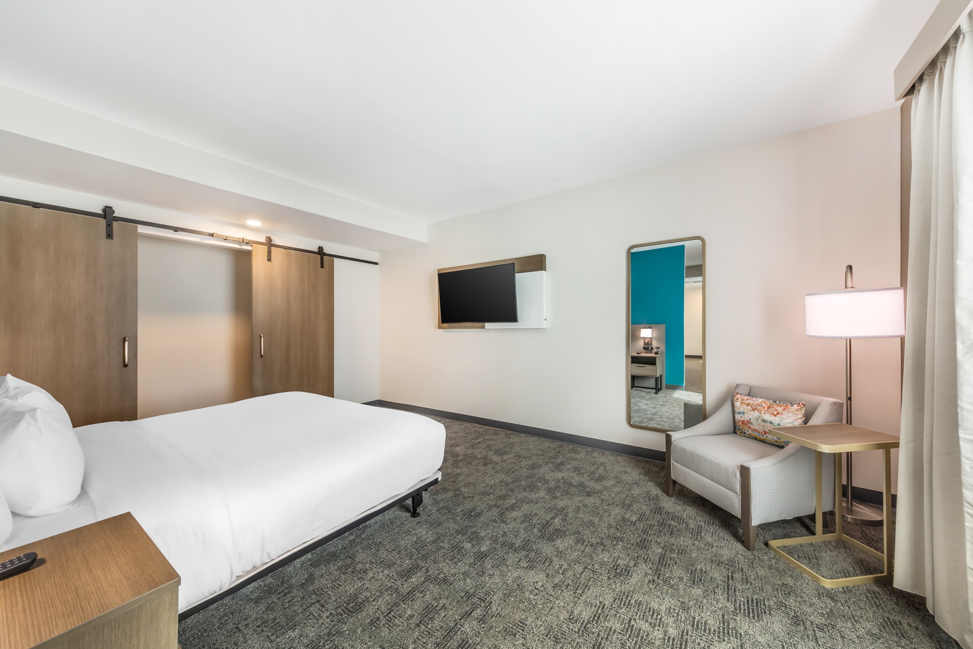 Comfort Suites Fort Myers East I-75 — 8
